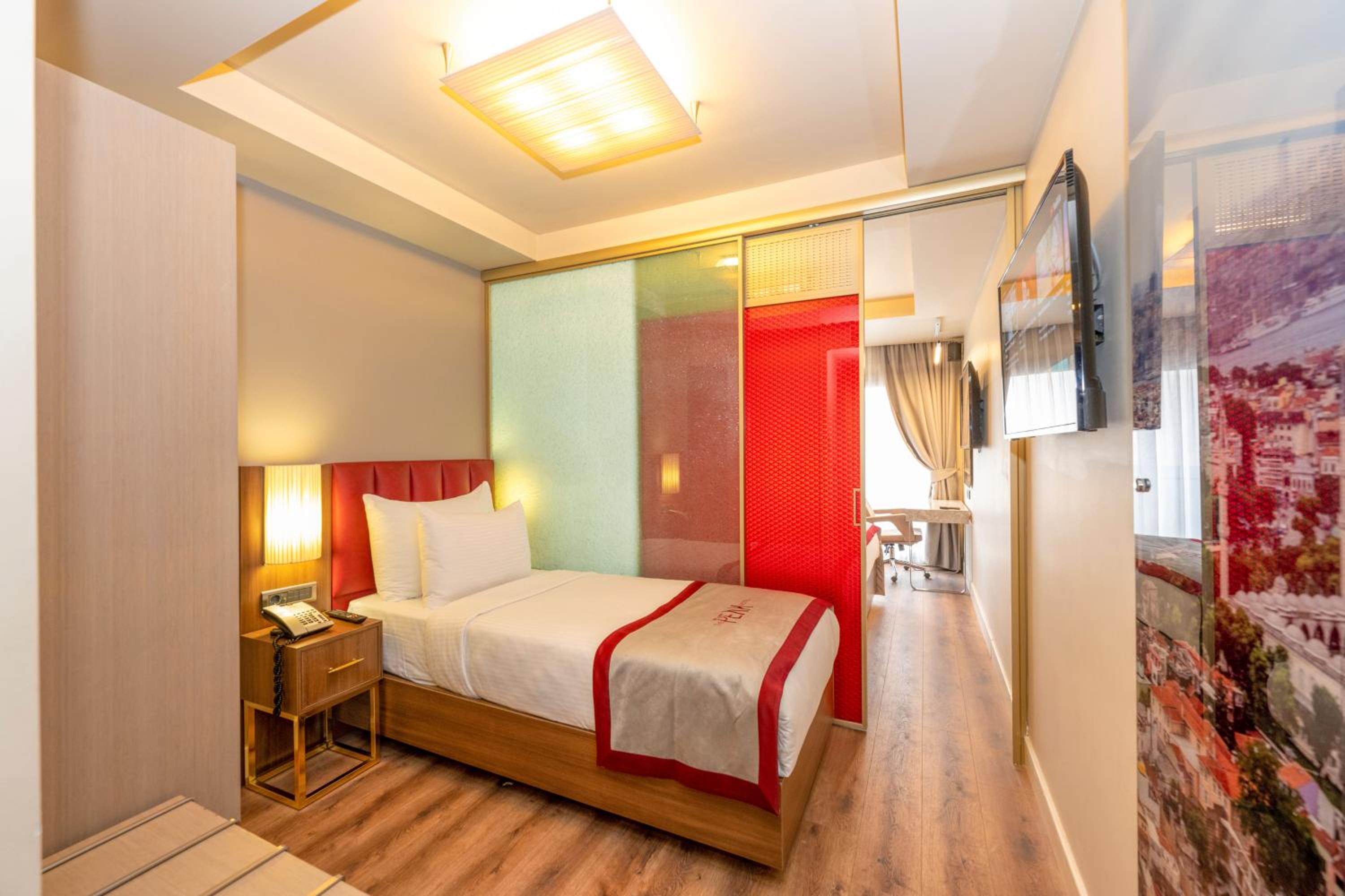 Ramada By Wyndham Istanbul Pera Taksim - Image 171