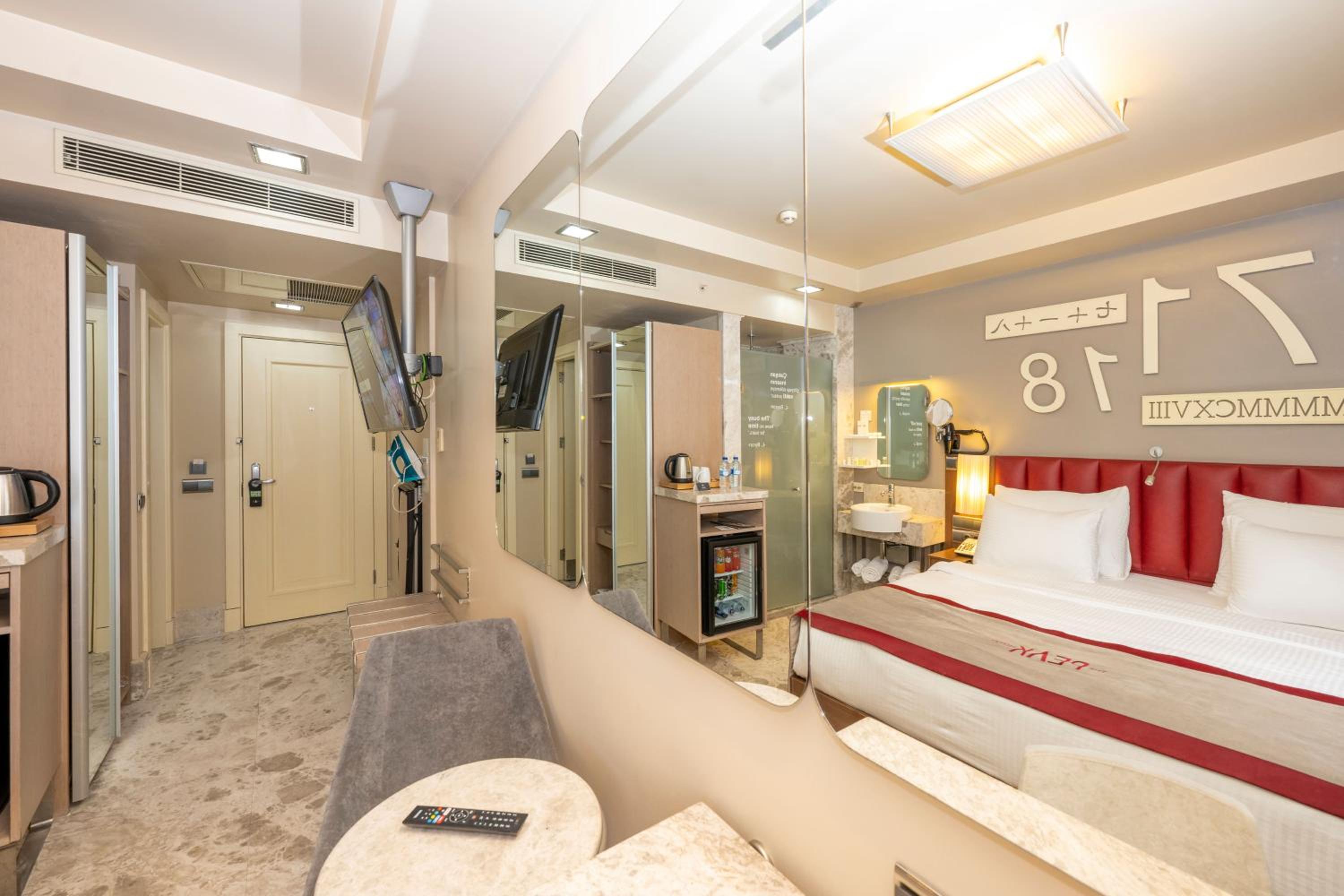 Ramada By Wyndham Istanbul Pera Taksim - Image 172