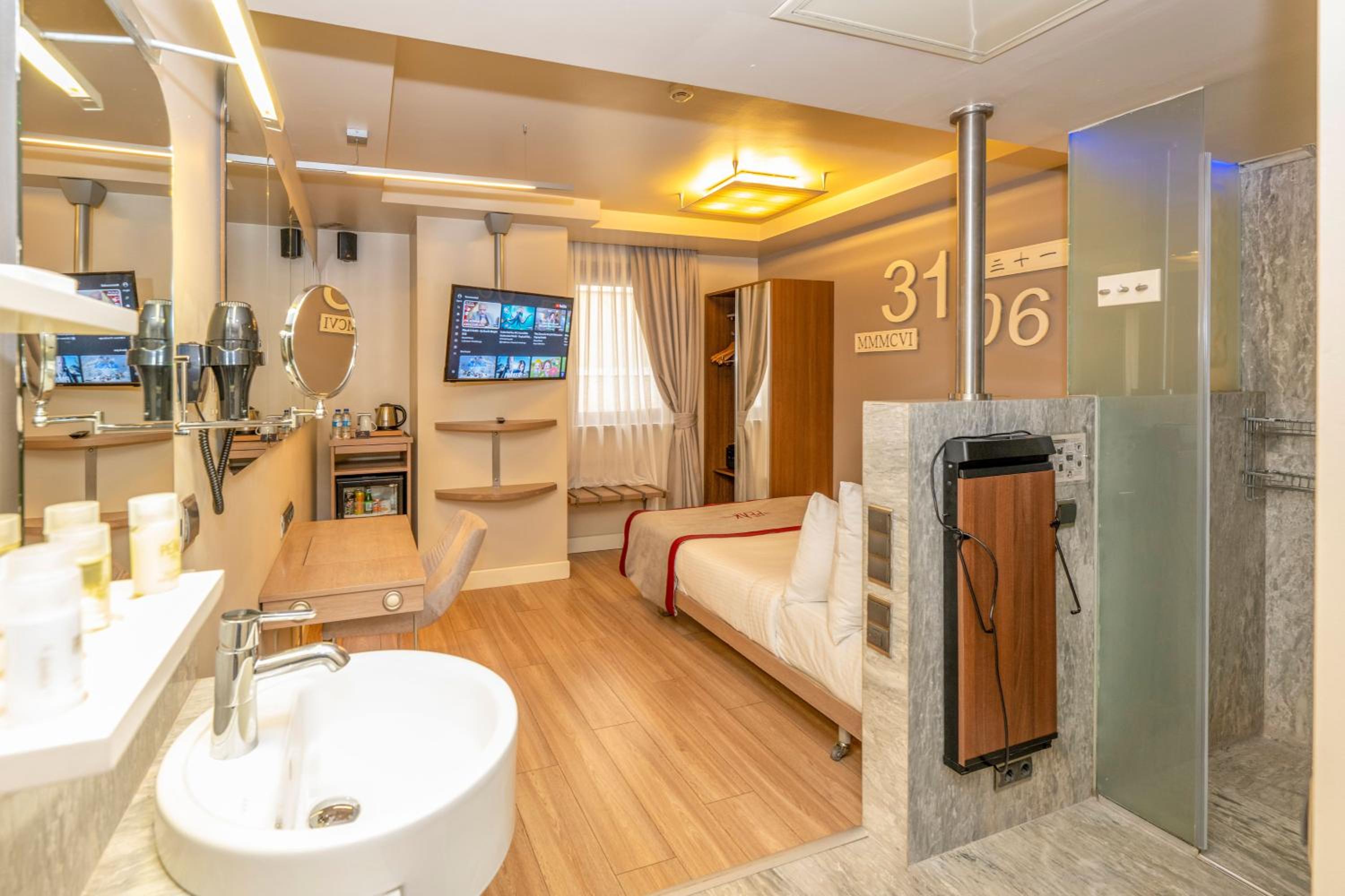 Ramada By Wyndham Istanbul Pera Taksim - Image 115