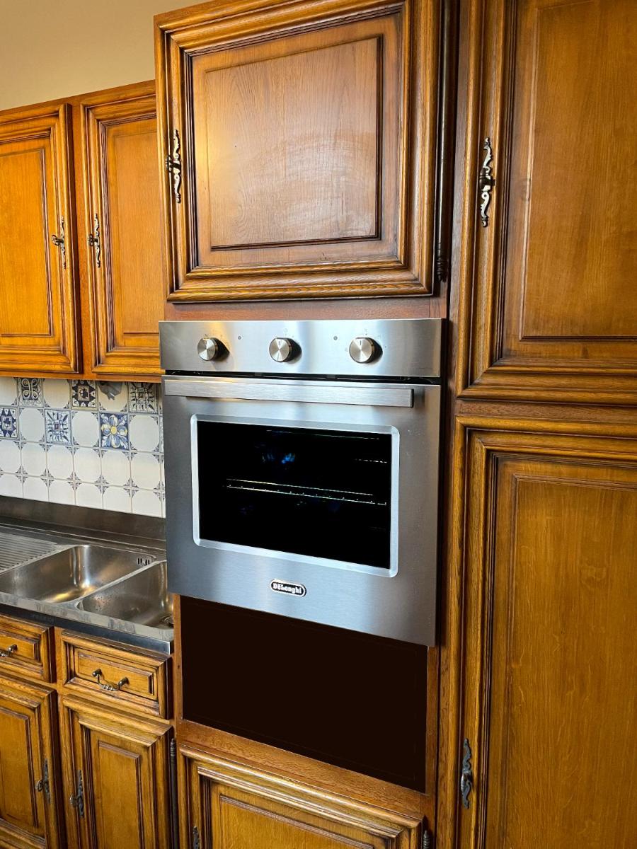 D/T Elegant & Spacious Flat 2' walk train station