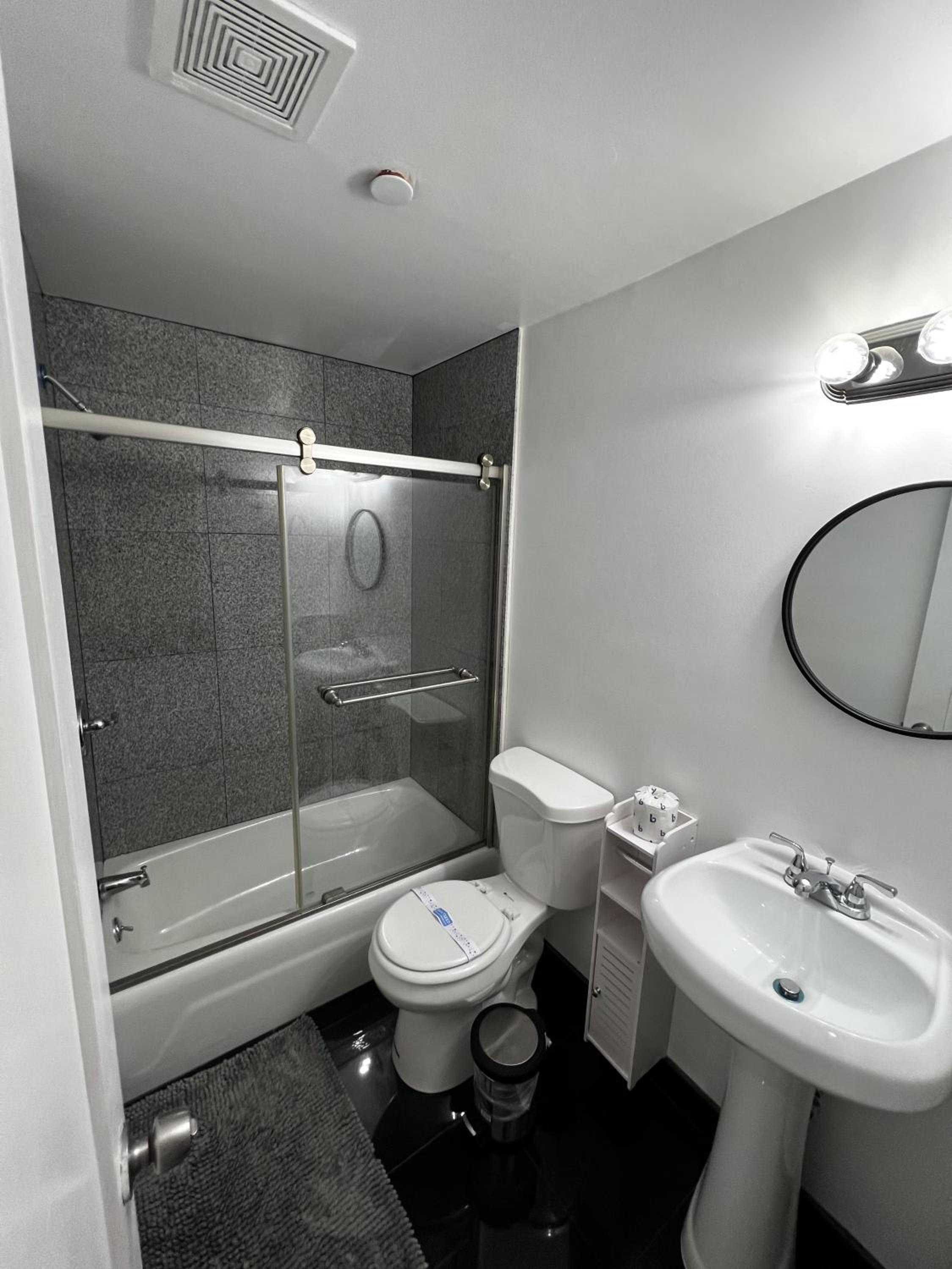 31 Street Broadway Hotel