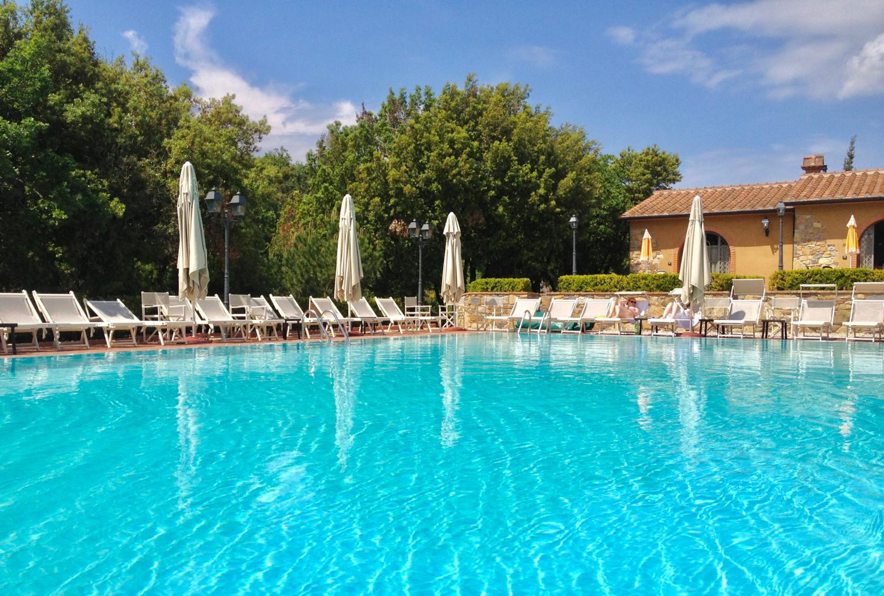 Apartments in residence with swimming pool in Monteverdi Marittimo photo 2