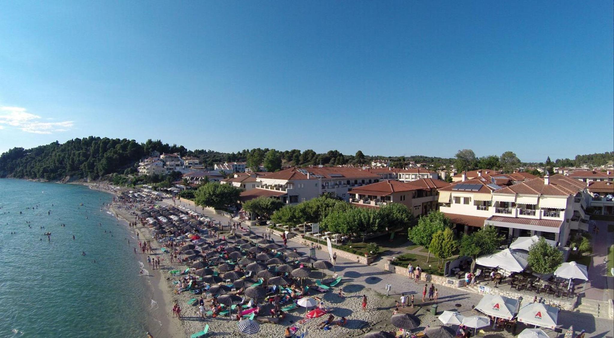 Steve's Siviri's Apartment photo 5