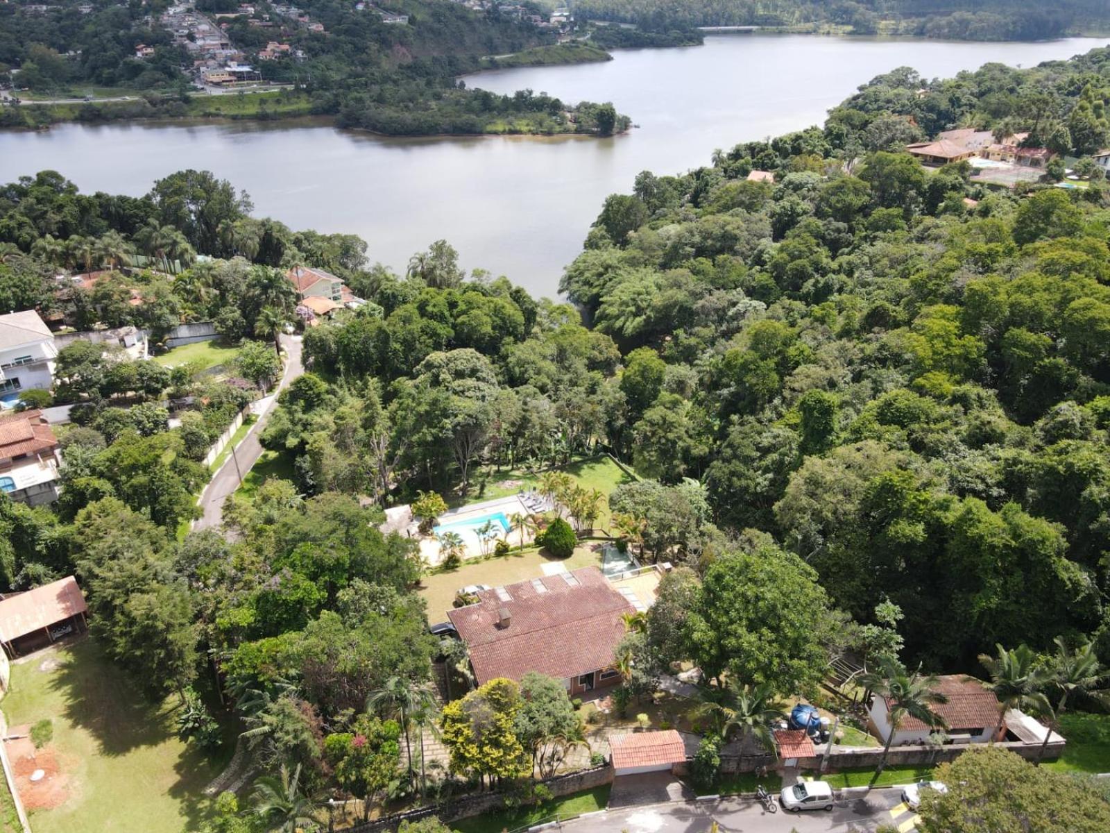 Chacara pé na agua represa de Mairiporã