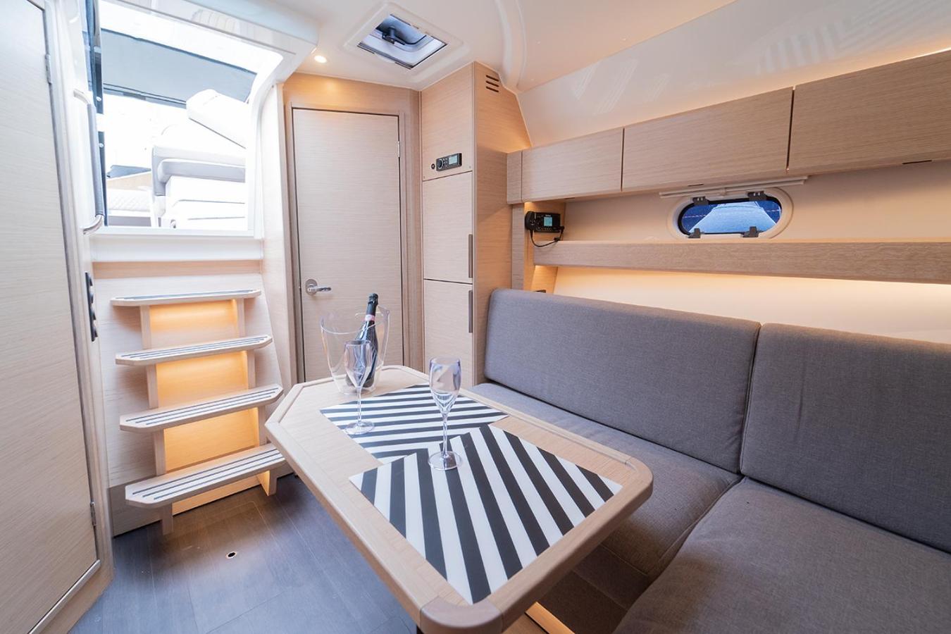 Al Campanile H Napoli Centro, by ClaPa Group Dislocated Hospitality