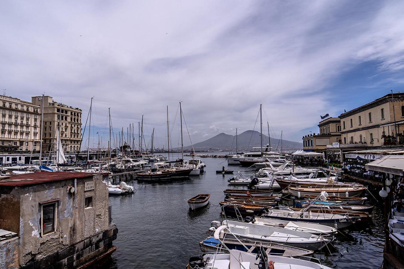 Al Campanile H Napoli Centro, by ClaPa Group Dislocated Hospitality