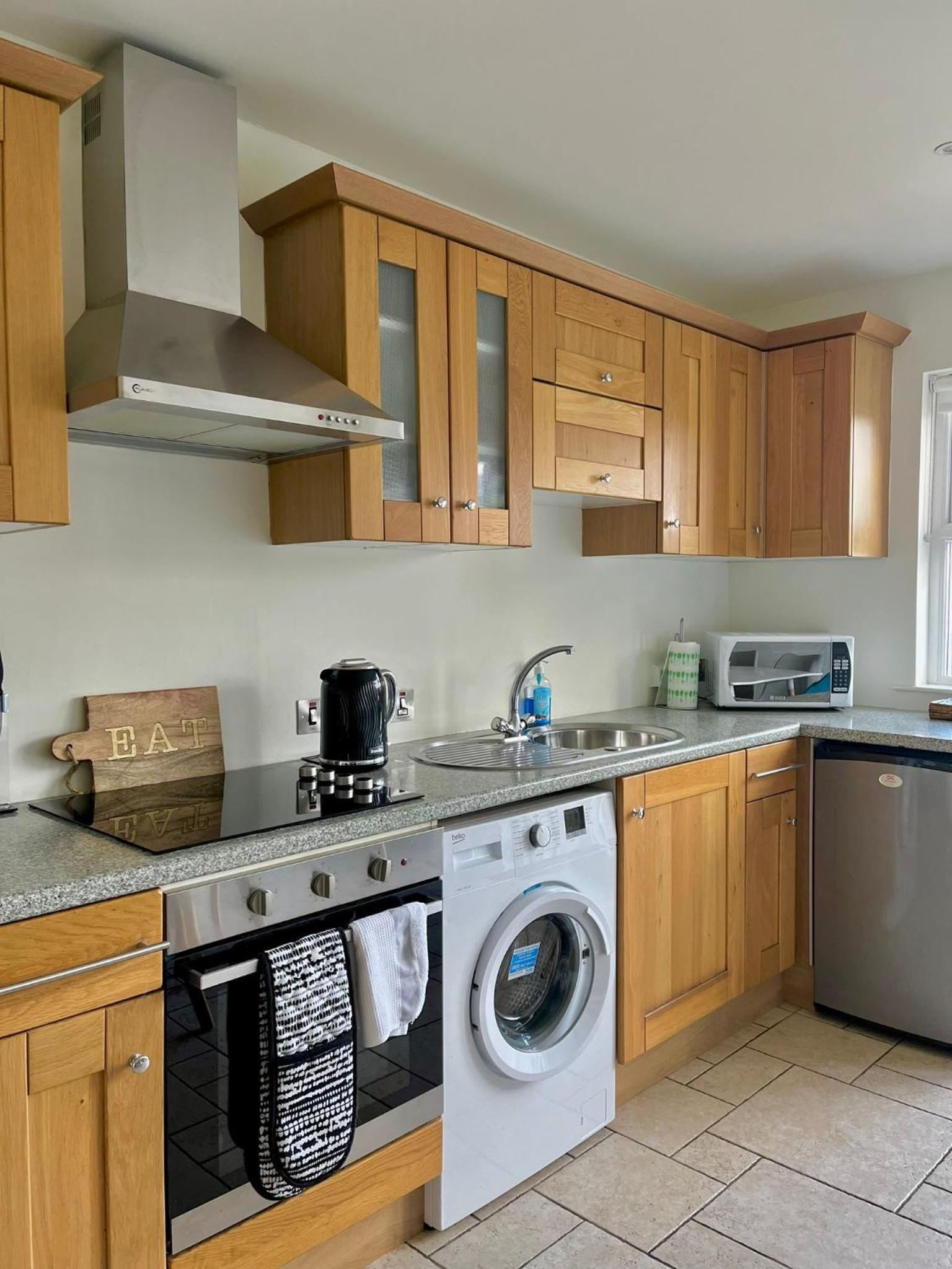 Coach Cottage Portstewart - Central Location NITB, photo 25