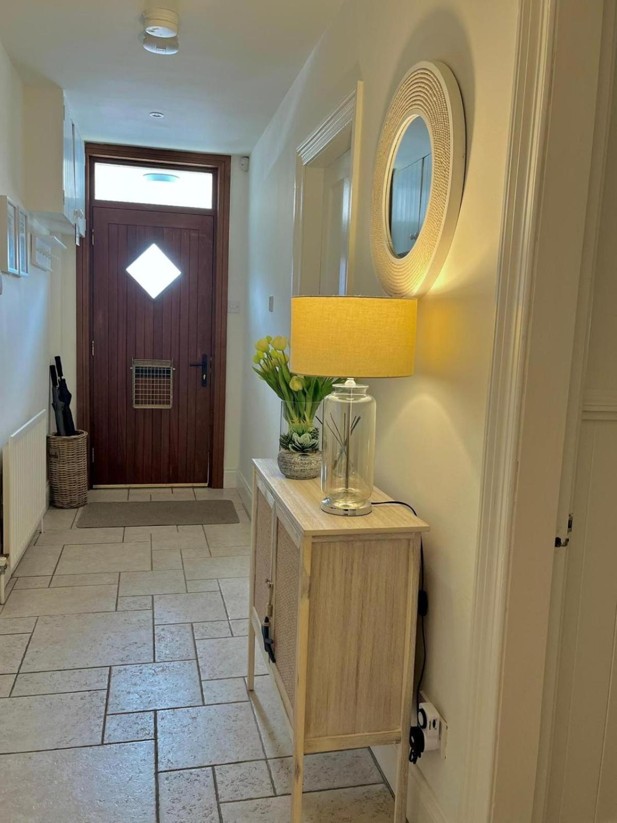Coach Cottage Portstewart - Central Location NITB, photo 11