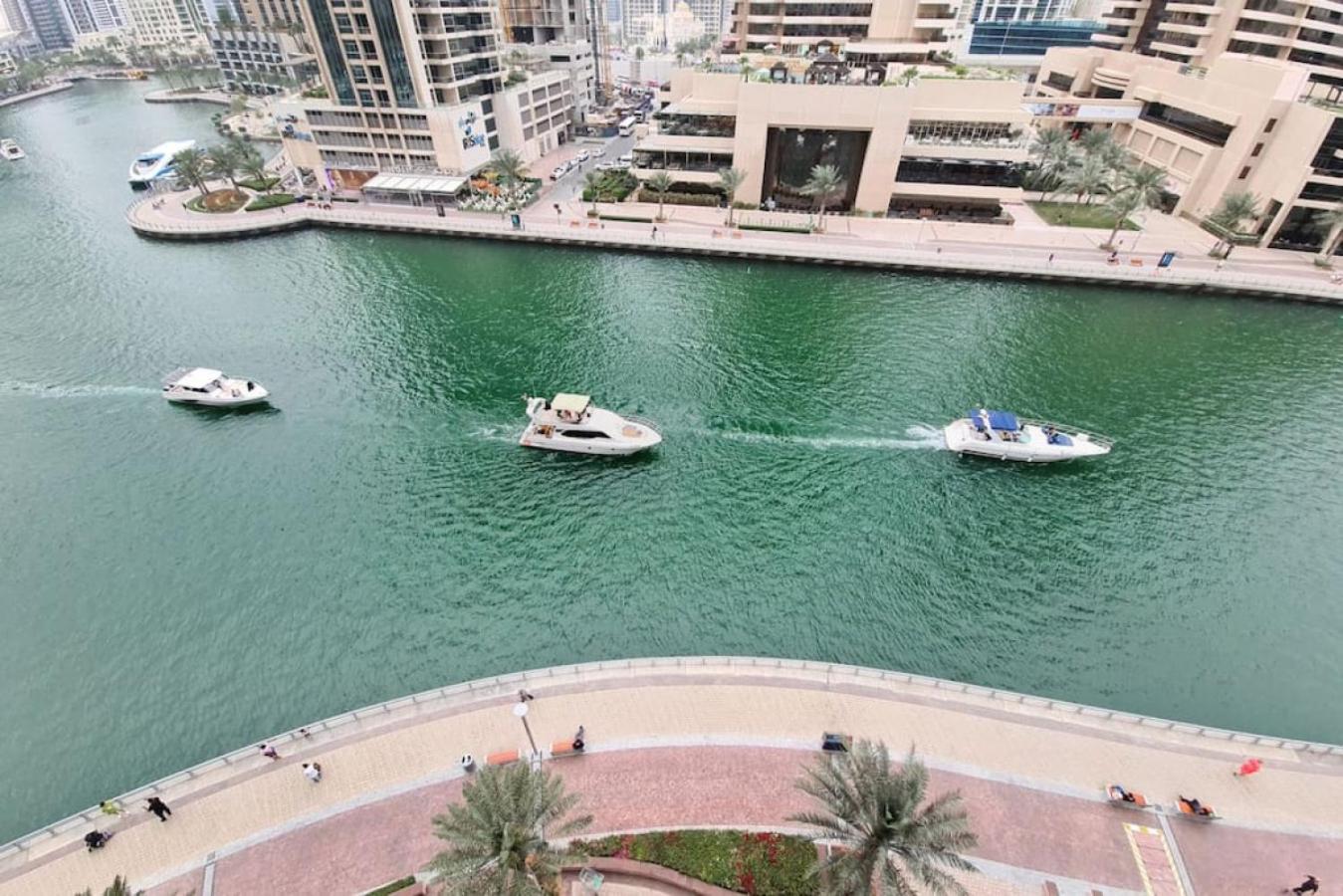 Cayan Tower, Dubai Marina - Vacationer