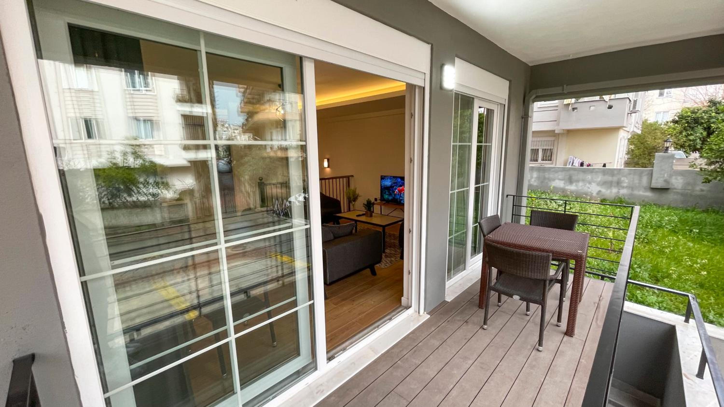 A old town - Image 22