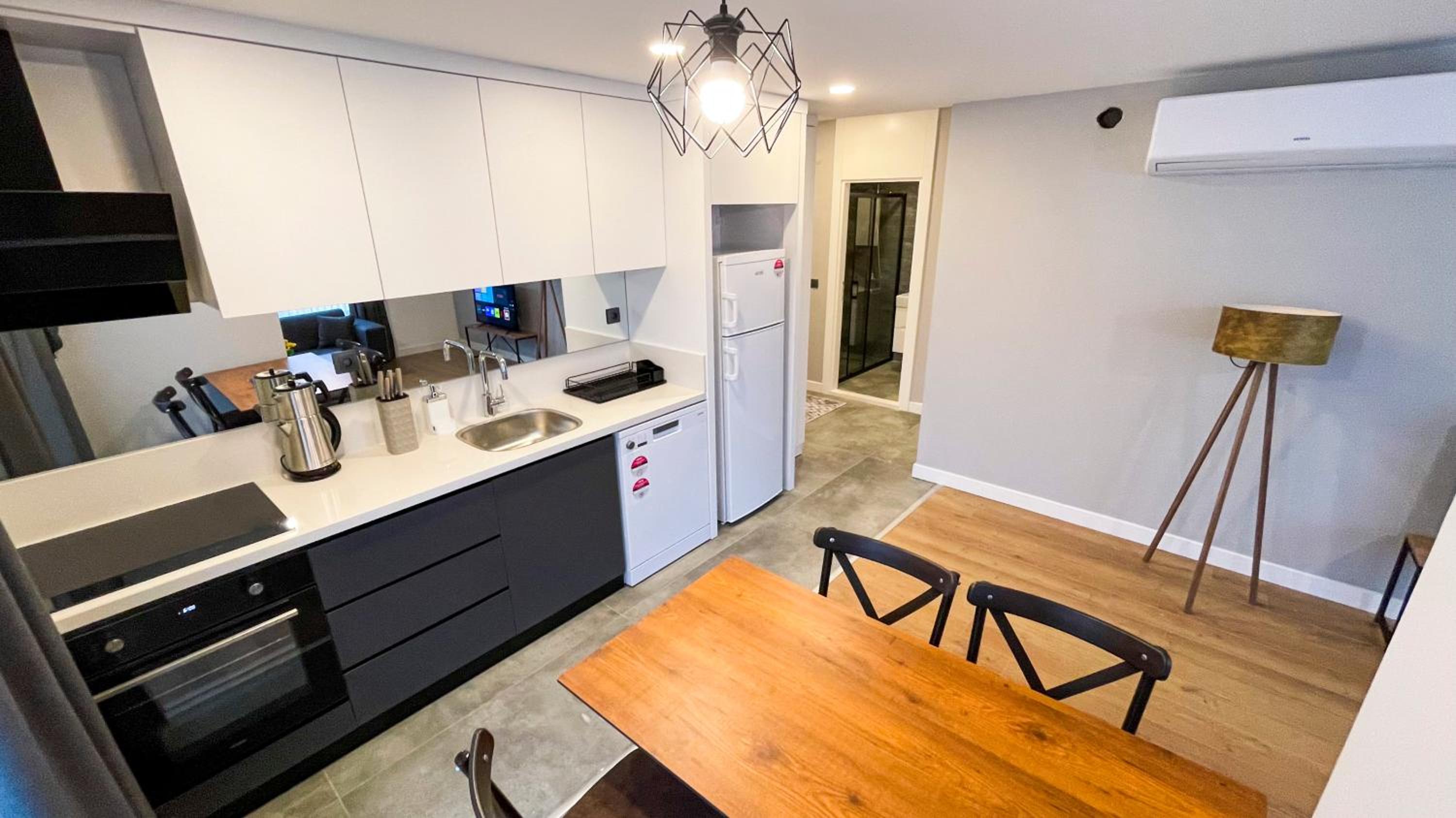 A old town - Image 23