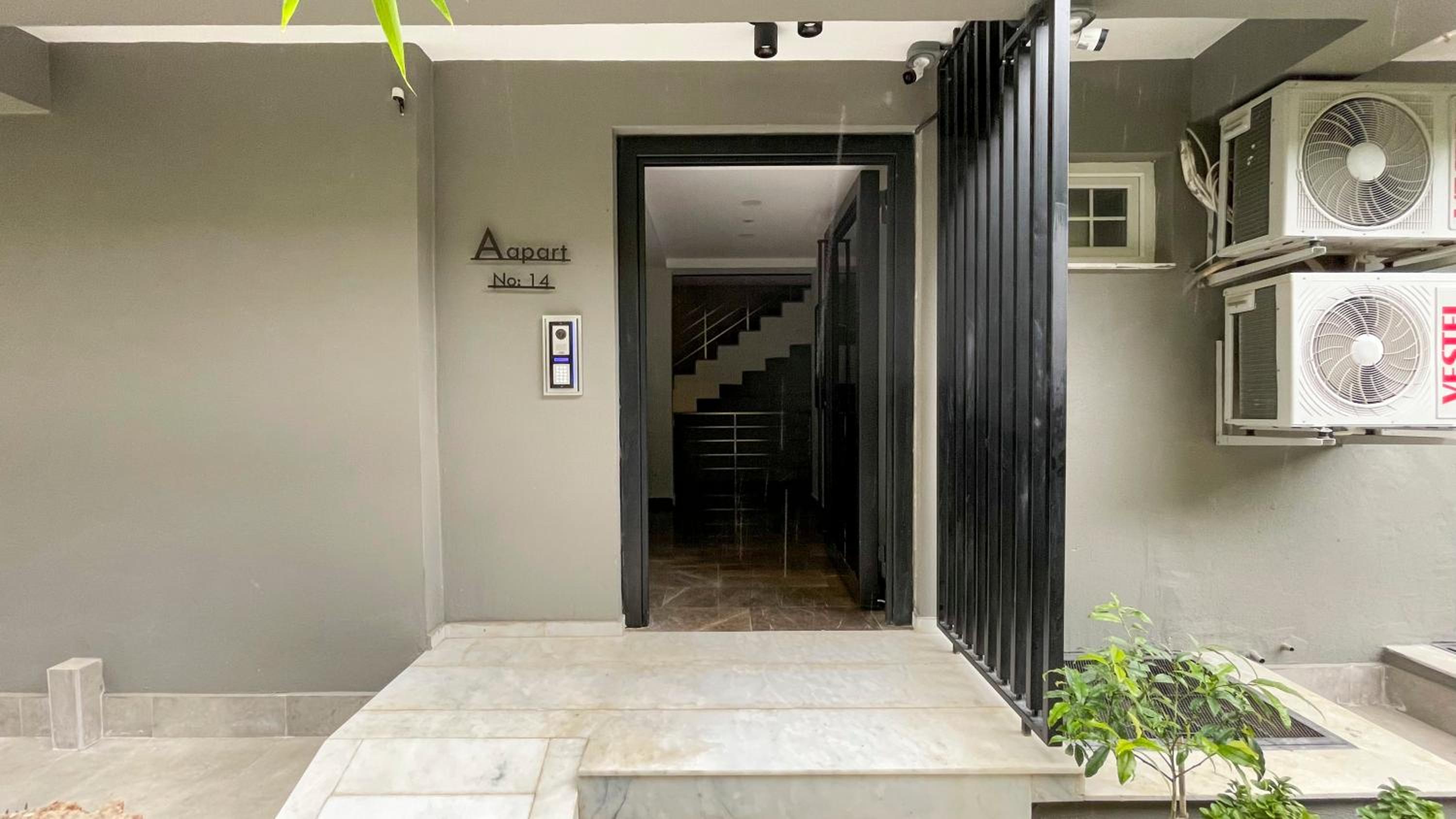 A old town - Image 5