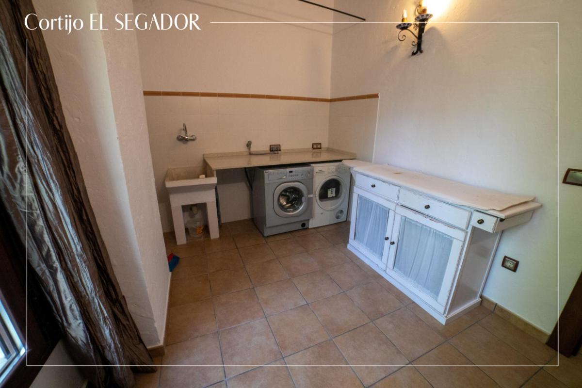 Cortijo El Segador y El Capricho