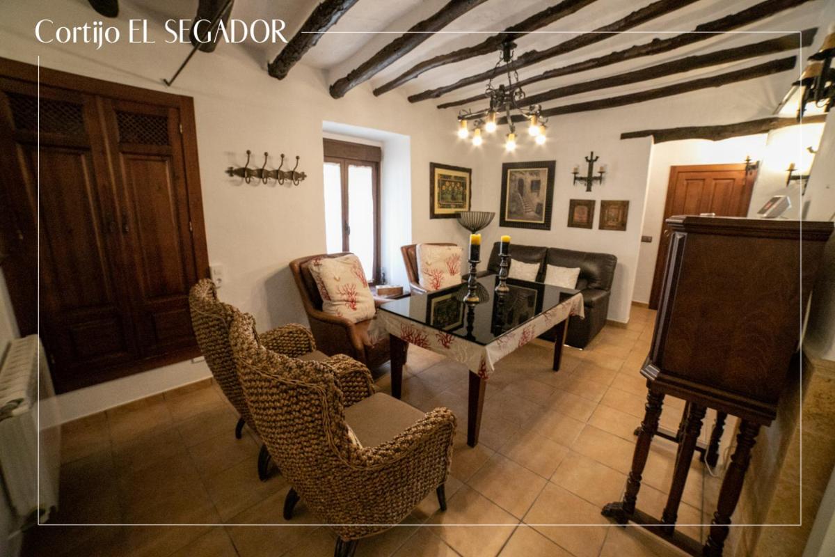 Cortijo El Segador y El Capricho