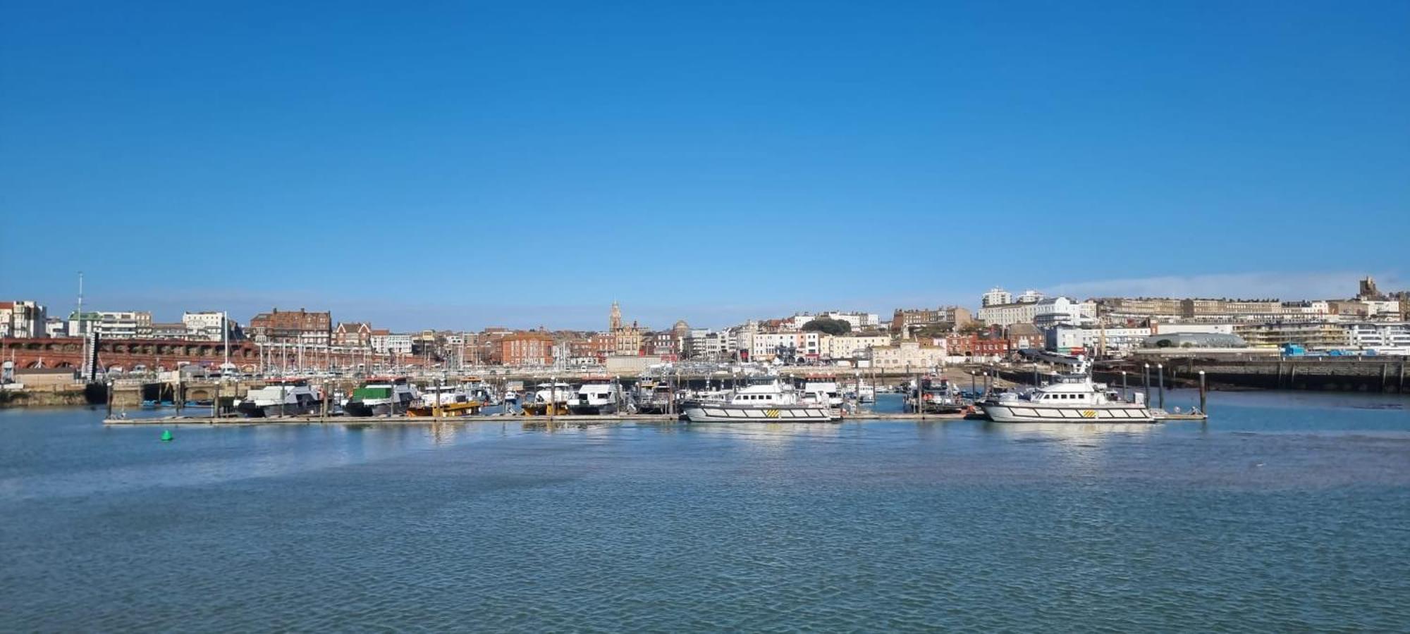 Ramsgate Vacations - The Royal Oak Hotel - Property Image 7