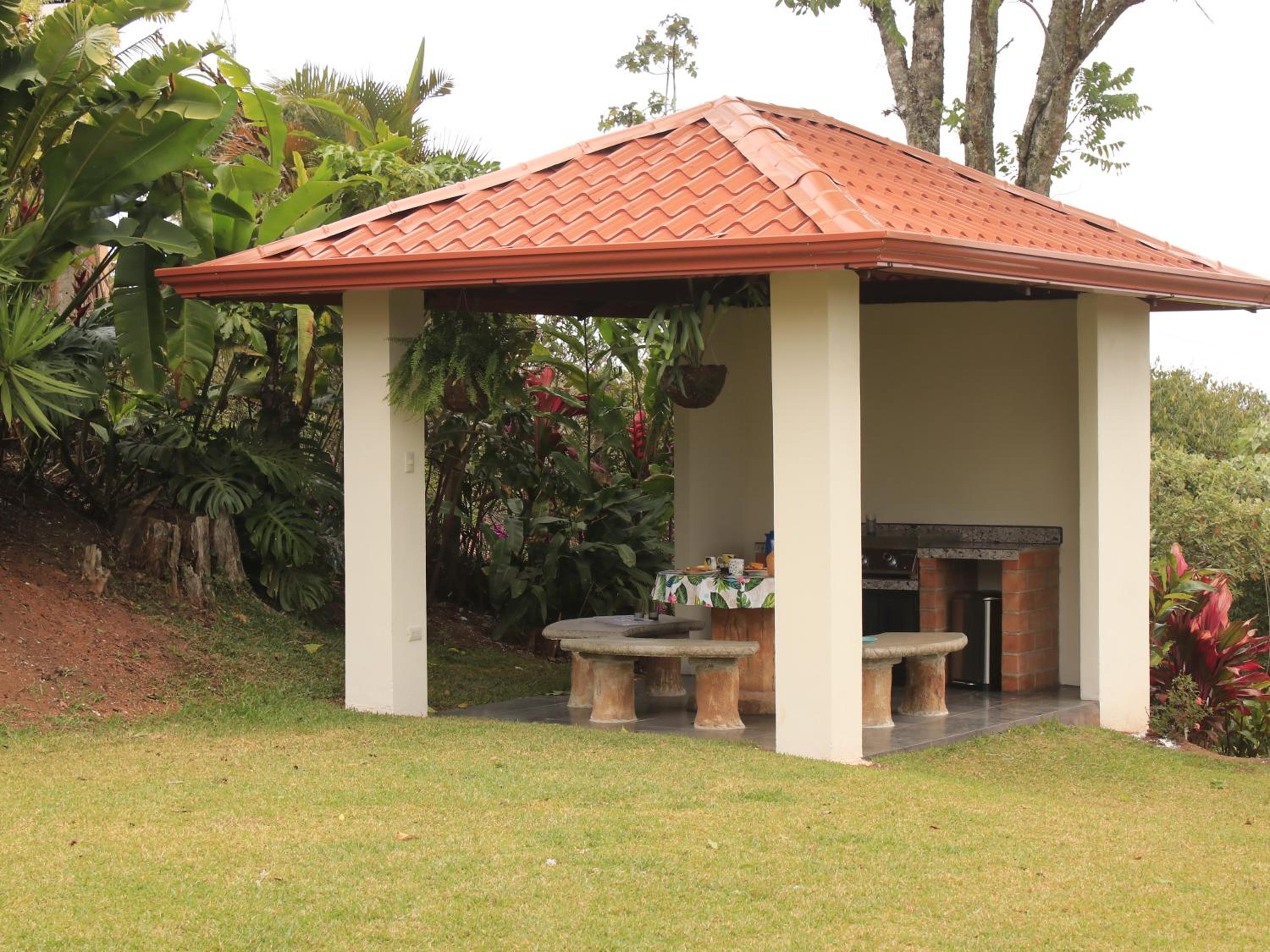 Casa Sofia, a Gem Close to Orosi Thermal Pools! view 5