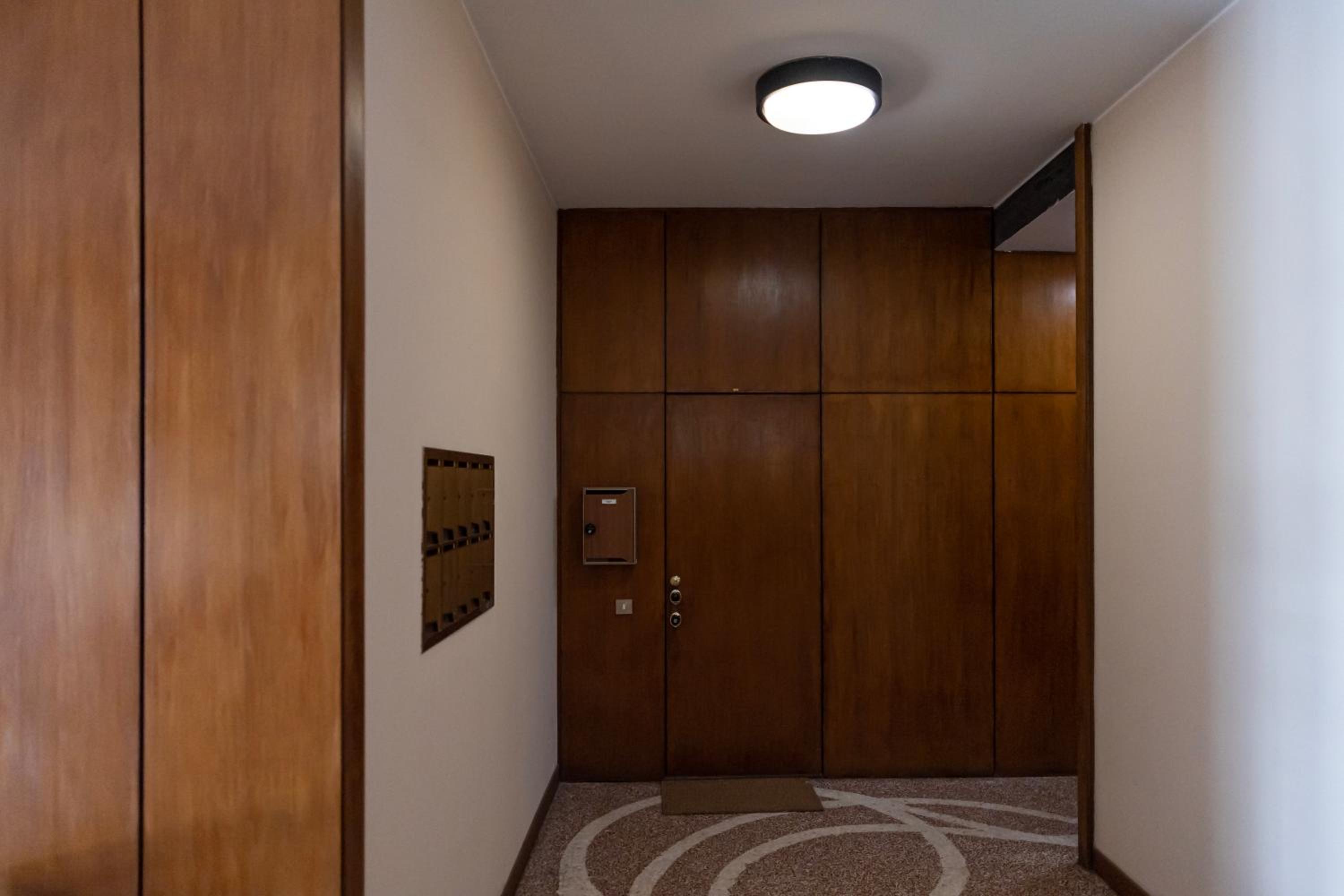 Elegante e Spazioso Quadrilocale in Porta Venezia