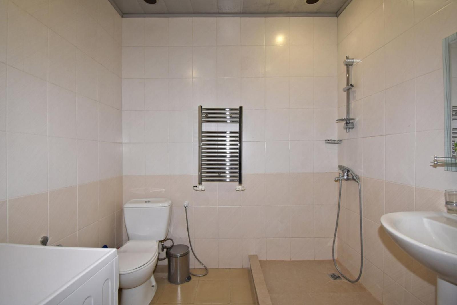 7/1 Nalbandyan Street, Three Bedrooms Apartment
