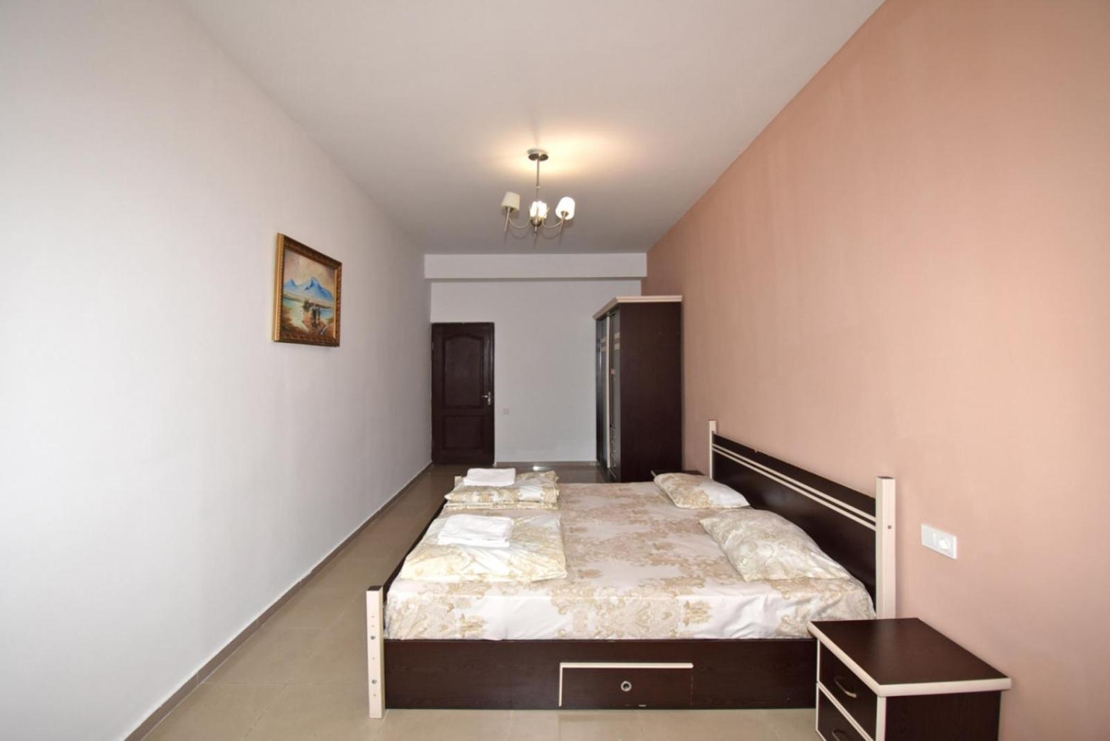 7/1 Nalbandyan Street, Three Bedrooms Apartment