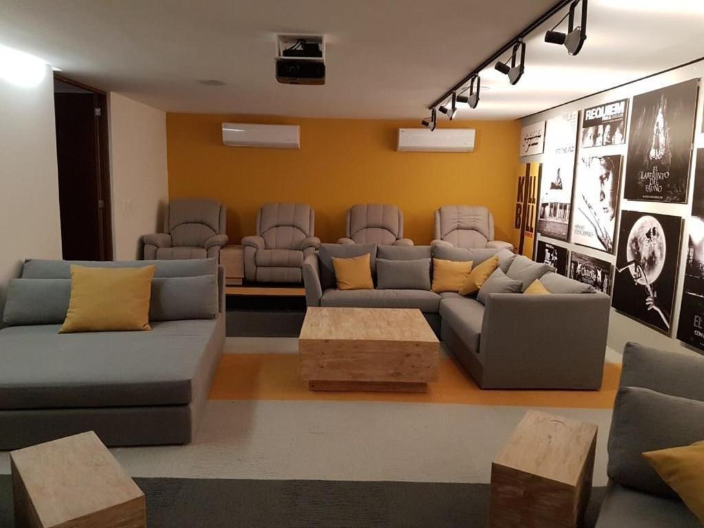 lounge