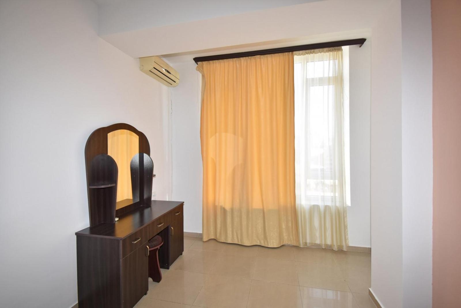 7/1 Nalbandyan Street, Three Bedrooms Apartment