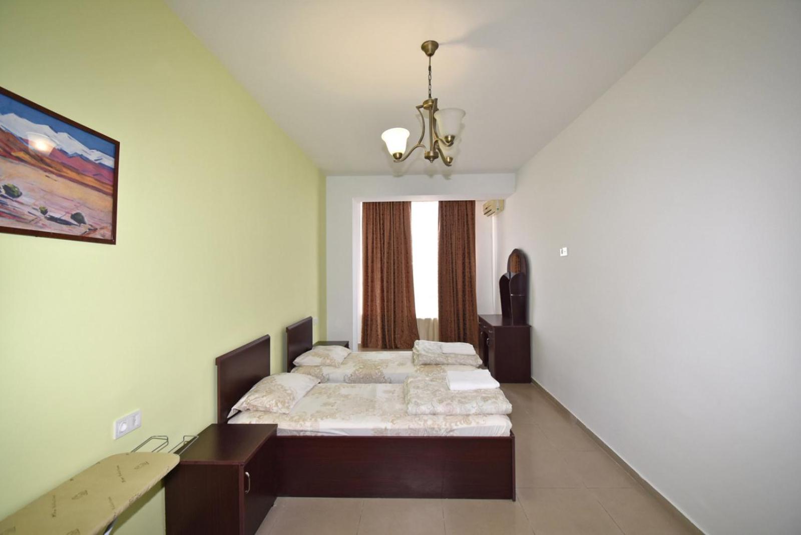 7/1 Nalbandyan Street, Three Bedrooms Apartment