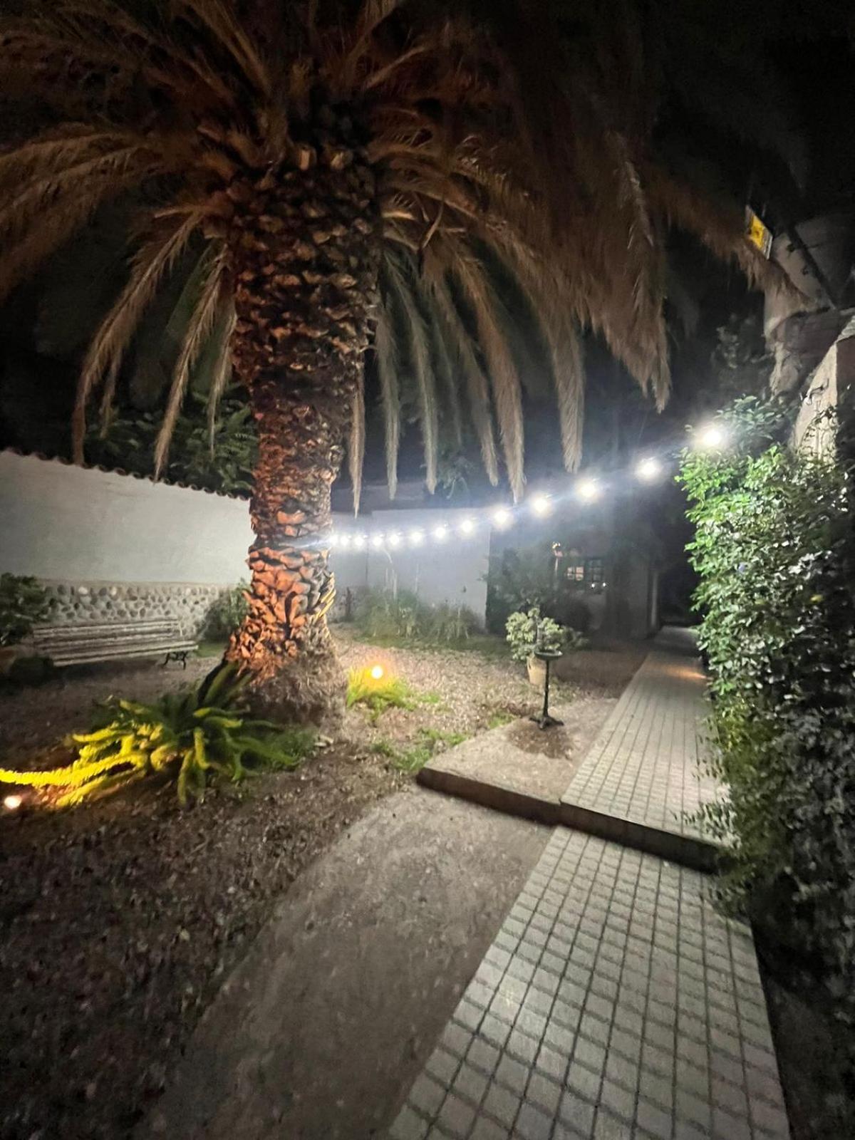 Paso de los Andes 1450 Mendoza Suites