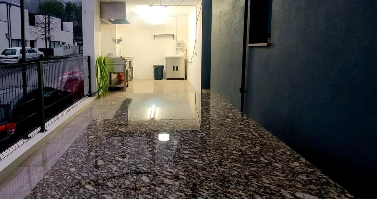 Geresmarinahouse