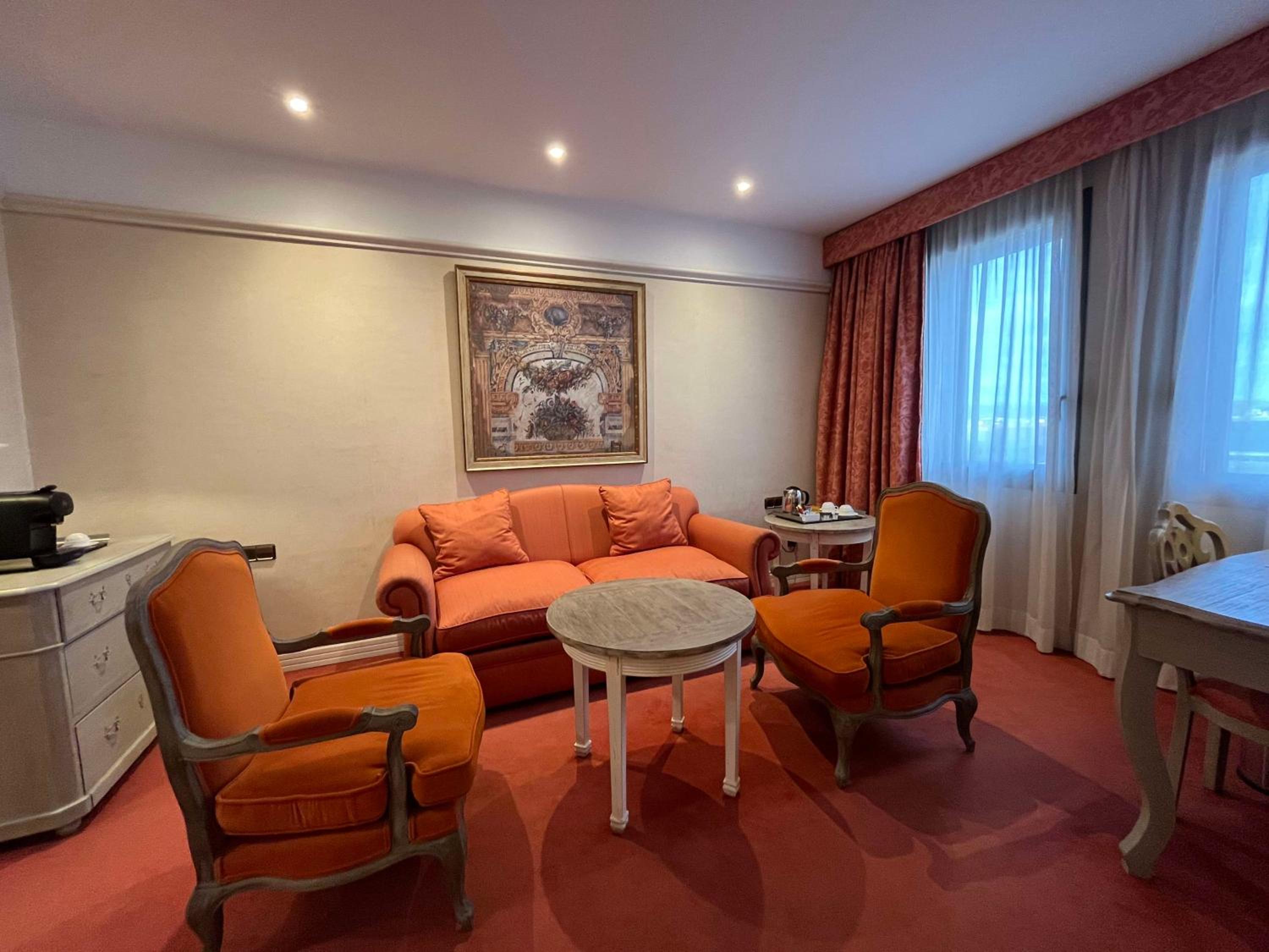 Girona Vacations - Best Western Premier CMC Girona - Property Image 12