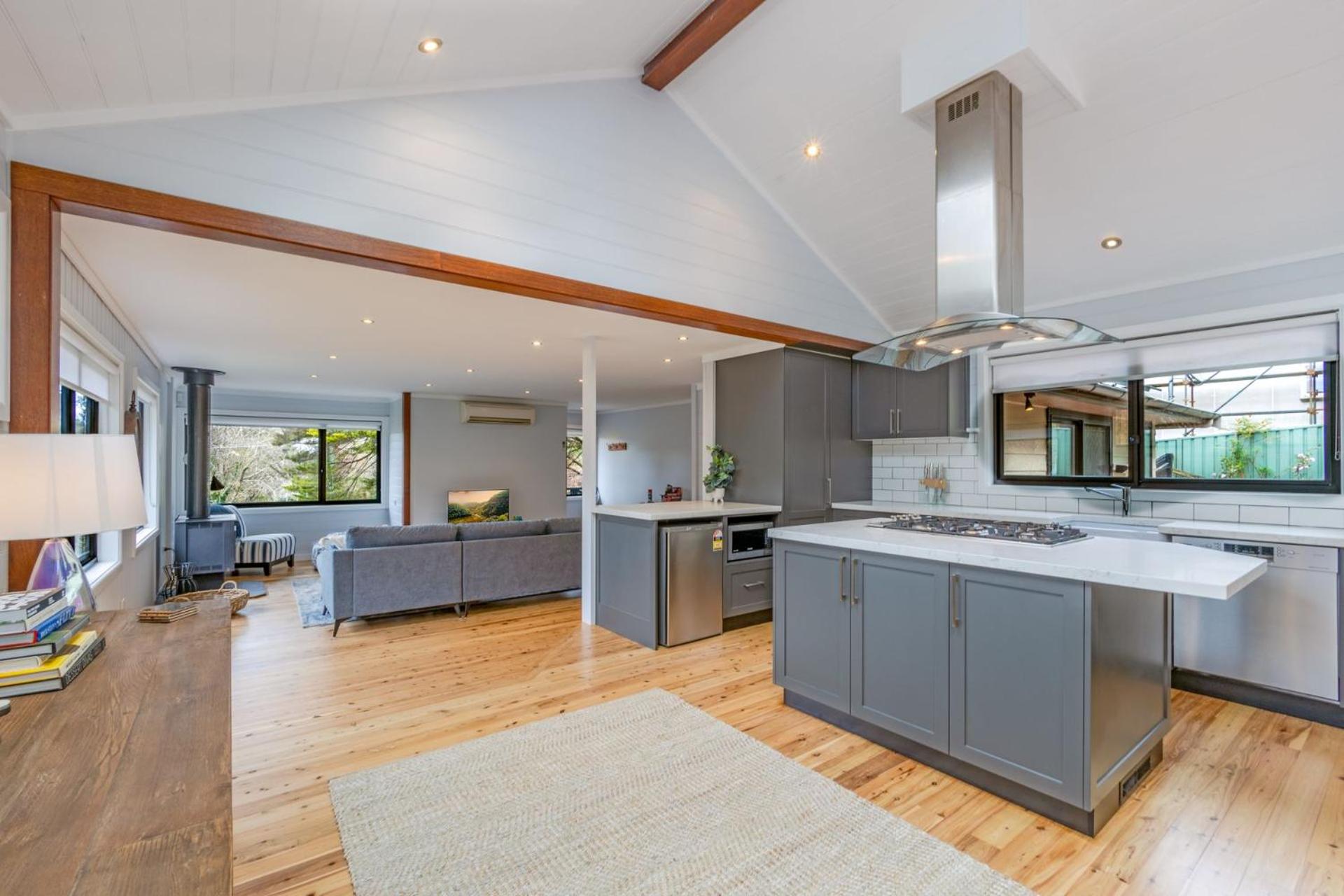 Leura Pines