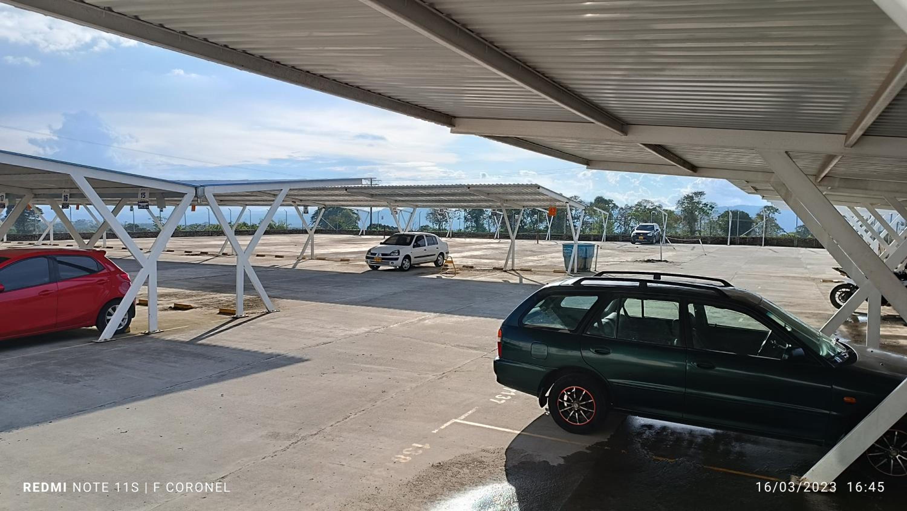 Apartamento a 5 minutos del parque del café con Piscina