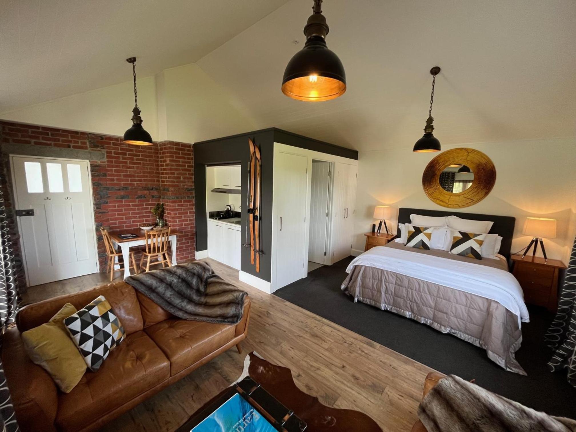 The Studio at Northfield view 3