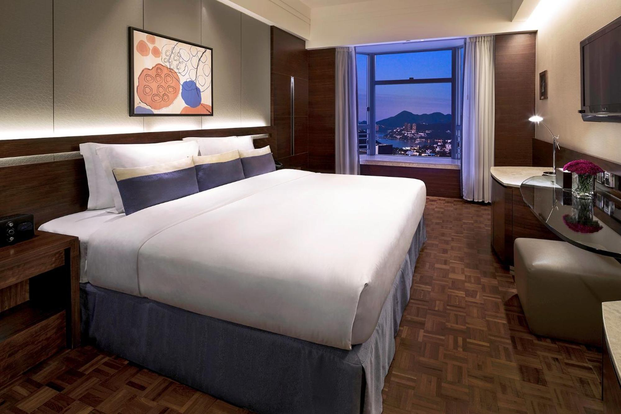 Nina Hotel Island South