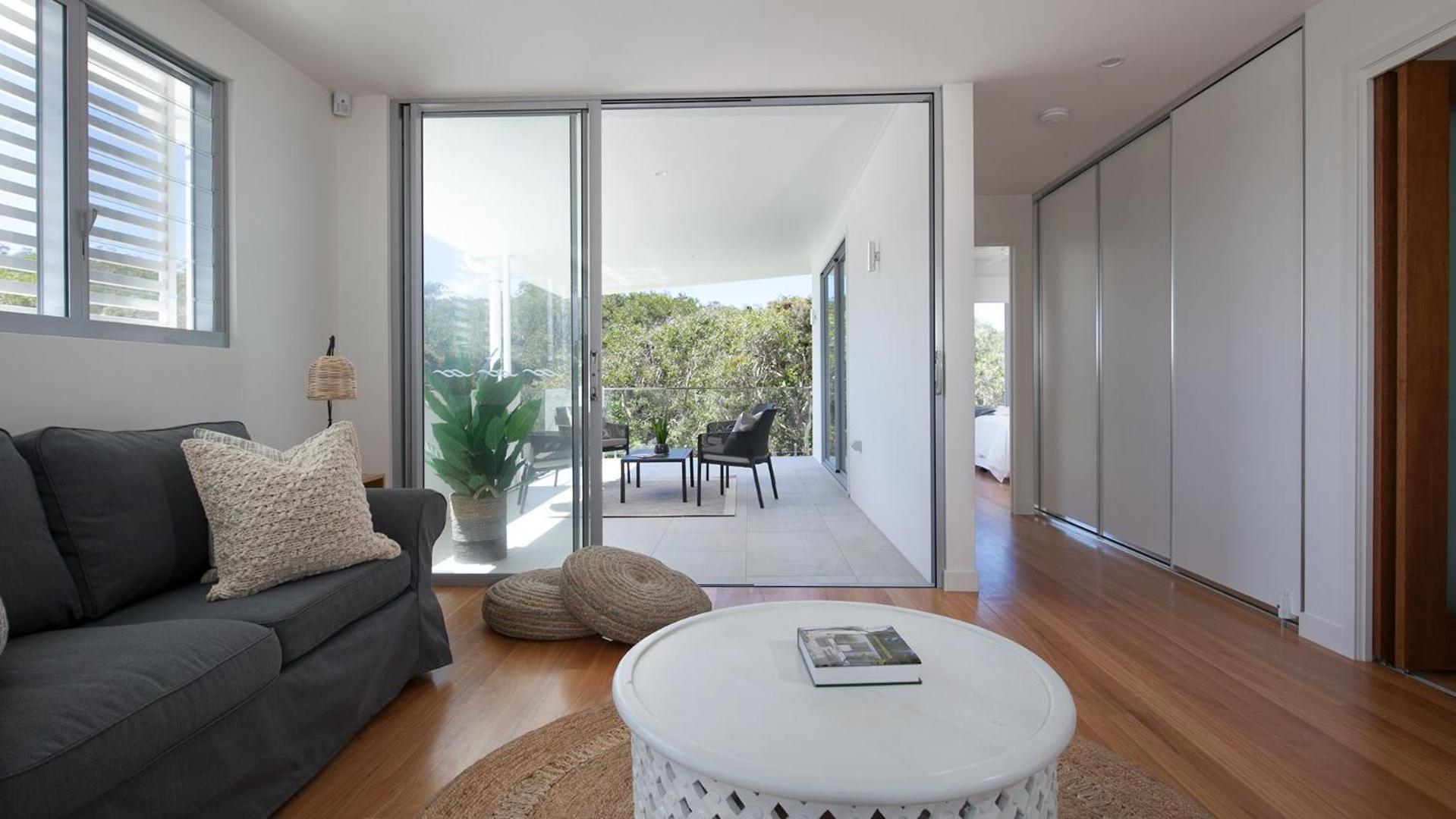 10 Belle Mare Avenue