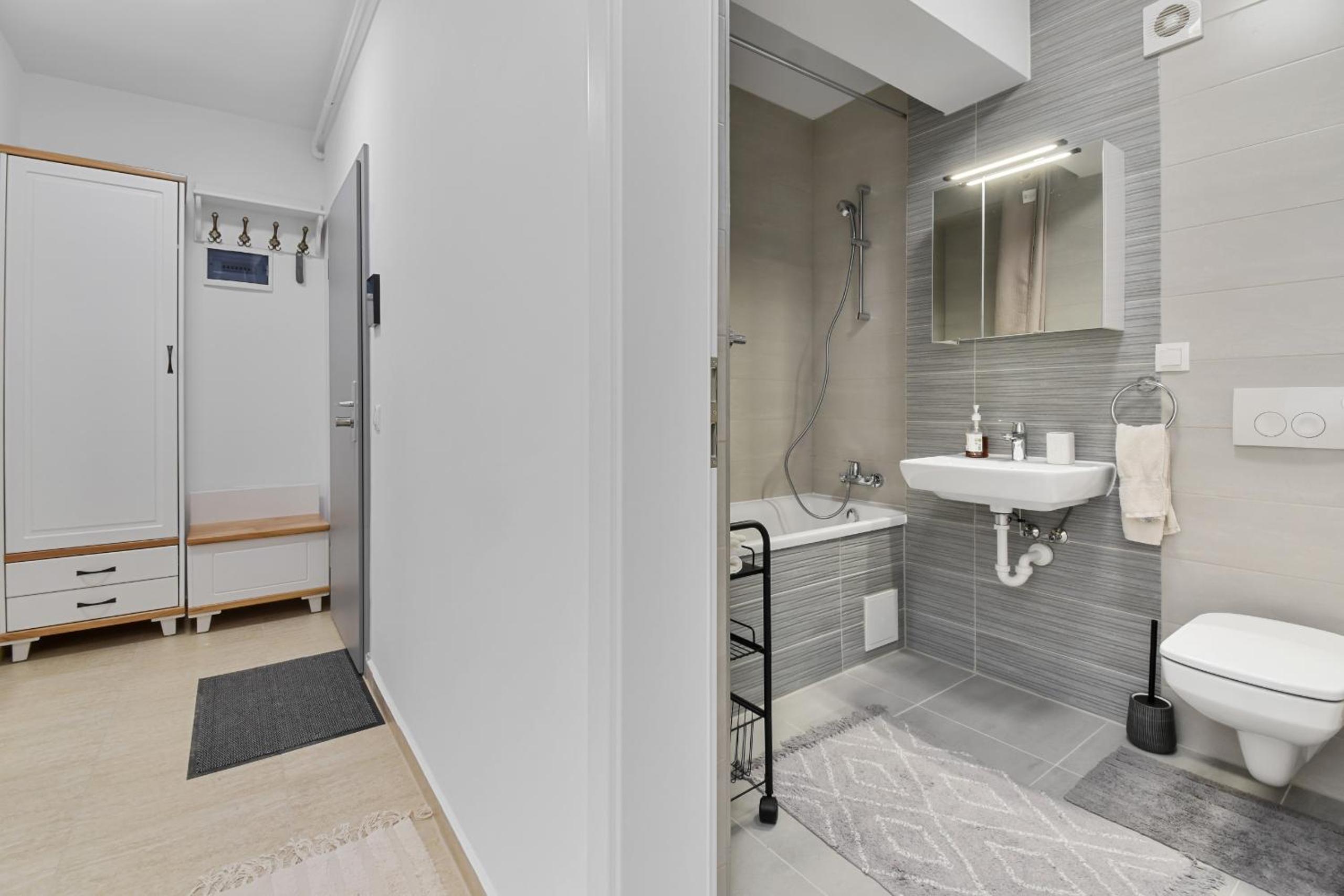 Karina 2BDR Apartment view 5