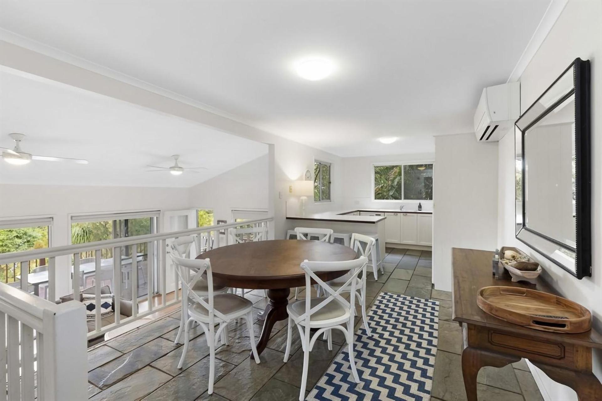 9 Mona Vista Court