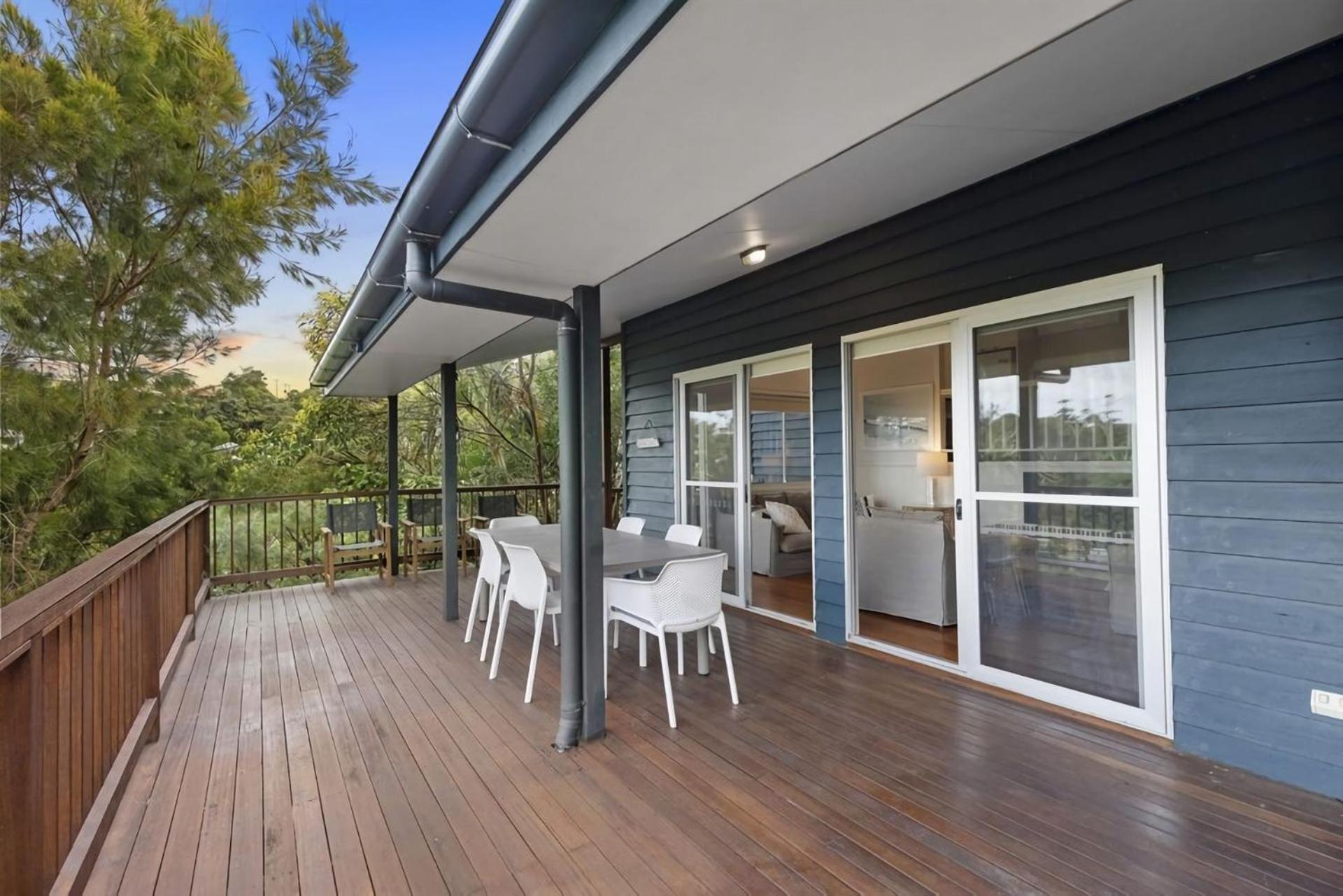 9 Mona Vista Court