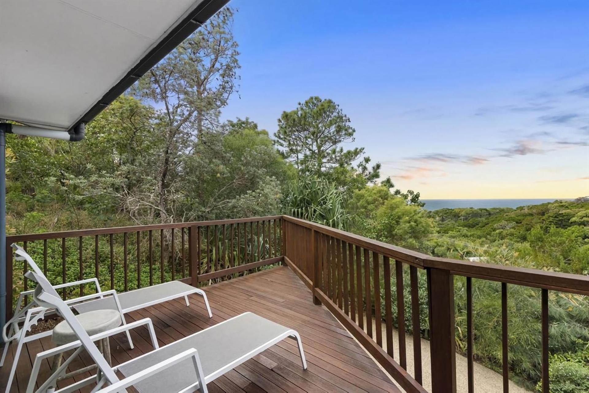 9 Mona Vista Court