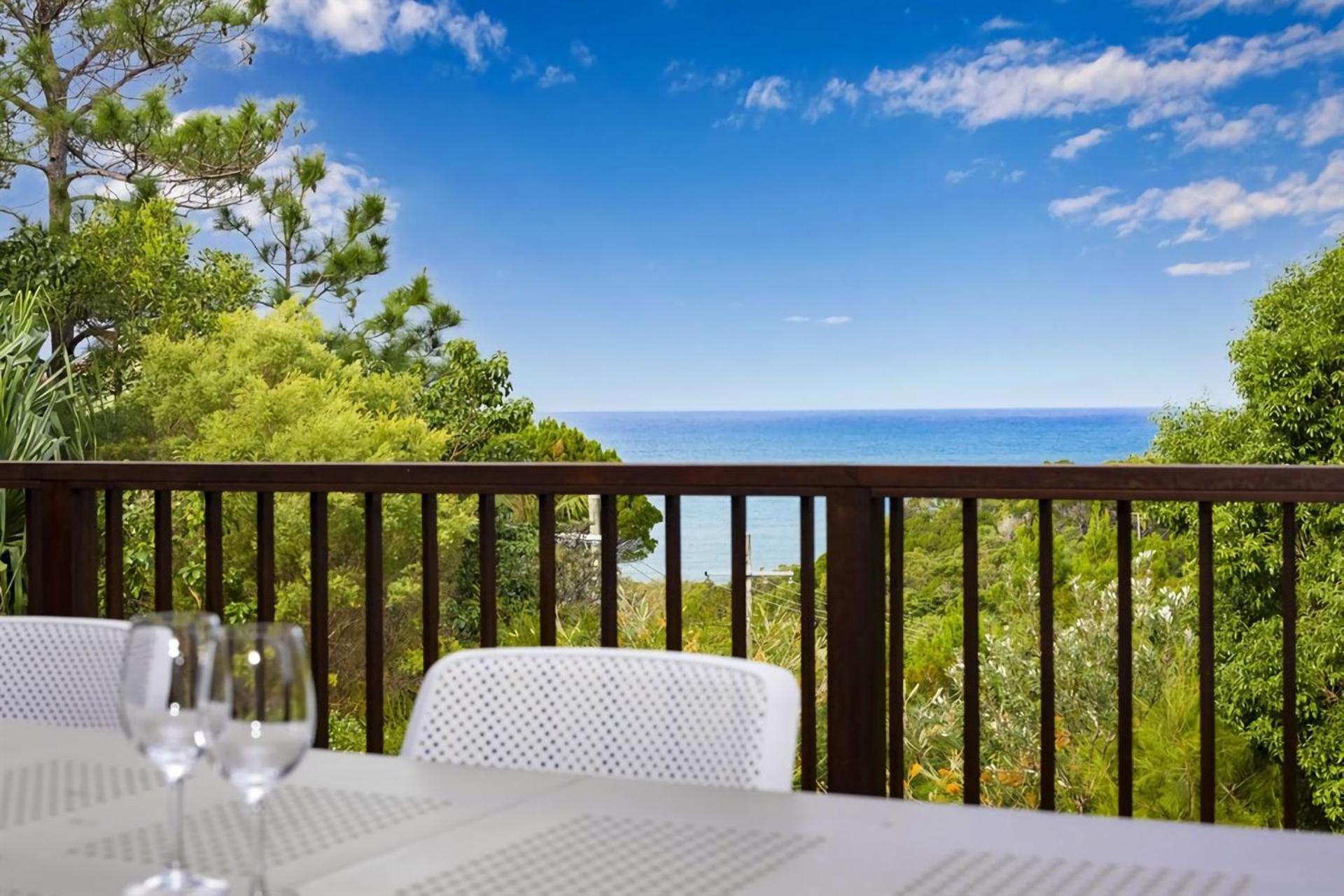 9 Mona Vista Court