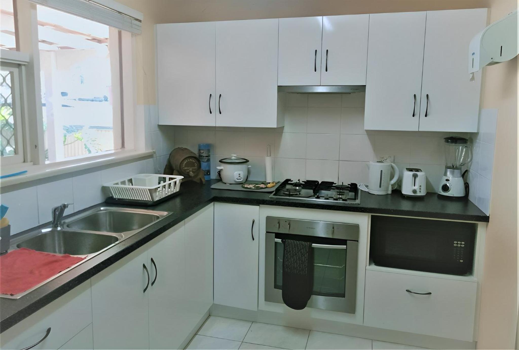 2BR house in West Lamington
