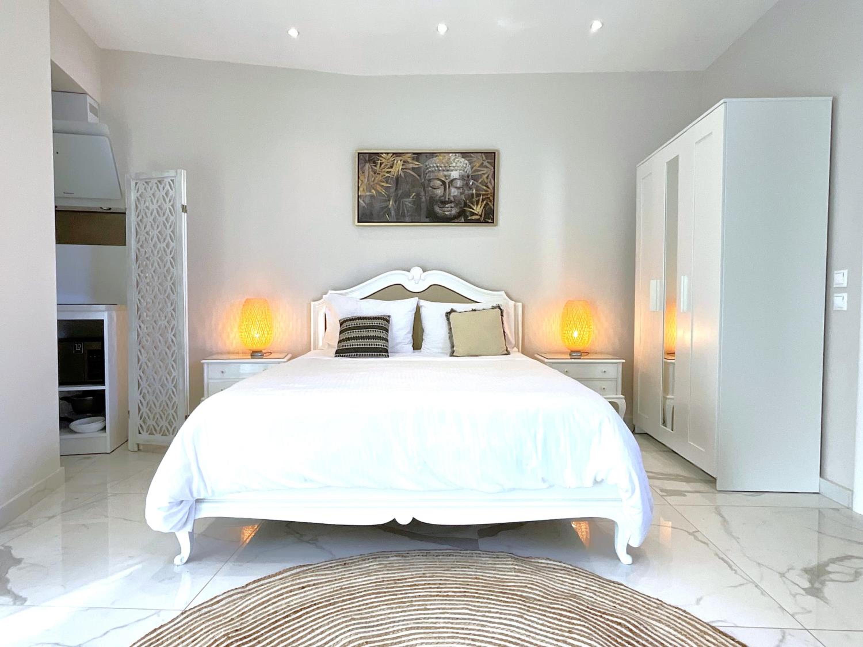 Corfu Town Luxury Studios -D view 3