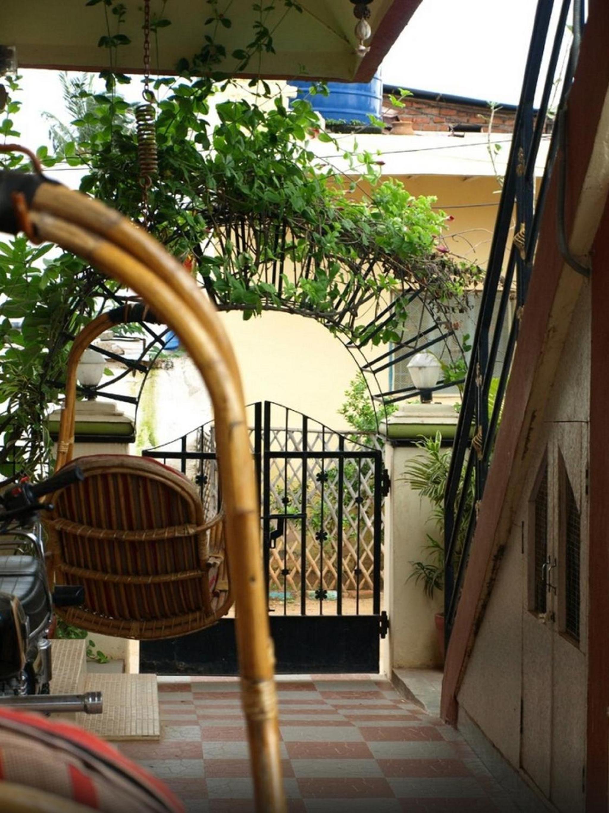 Manasa guest House