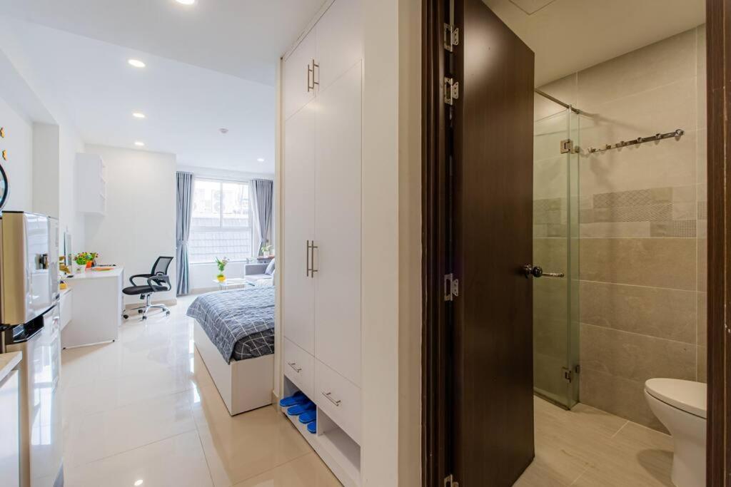 Apartment near Airport, 5 minutes to city center