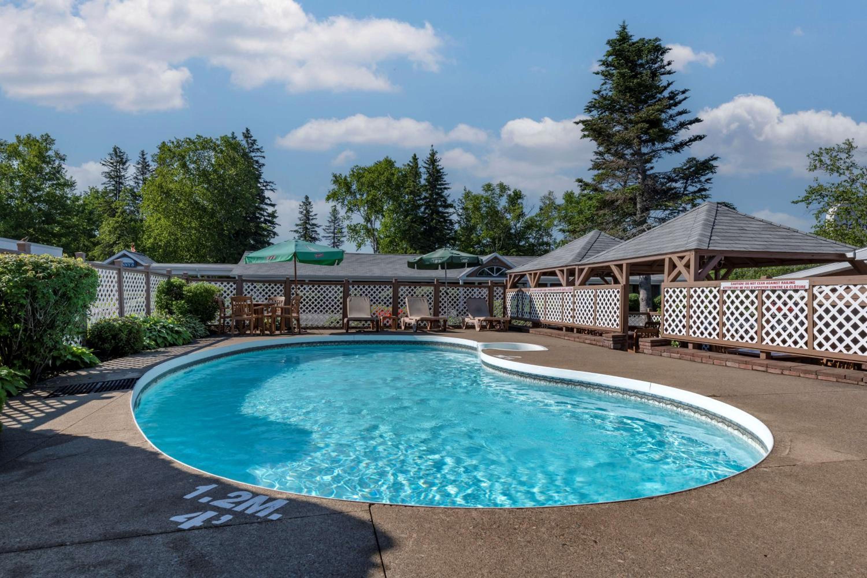 Dannys Suites, SureStay Collection by Best Western