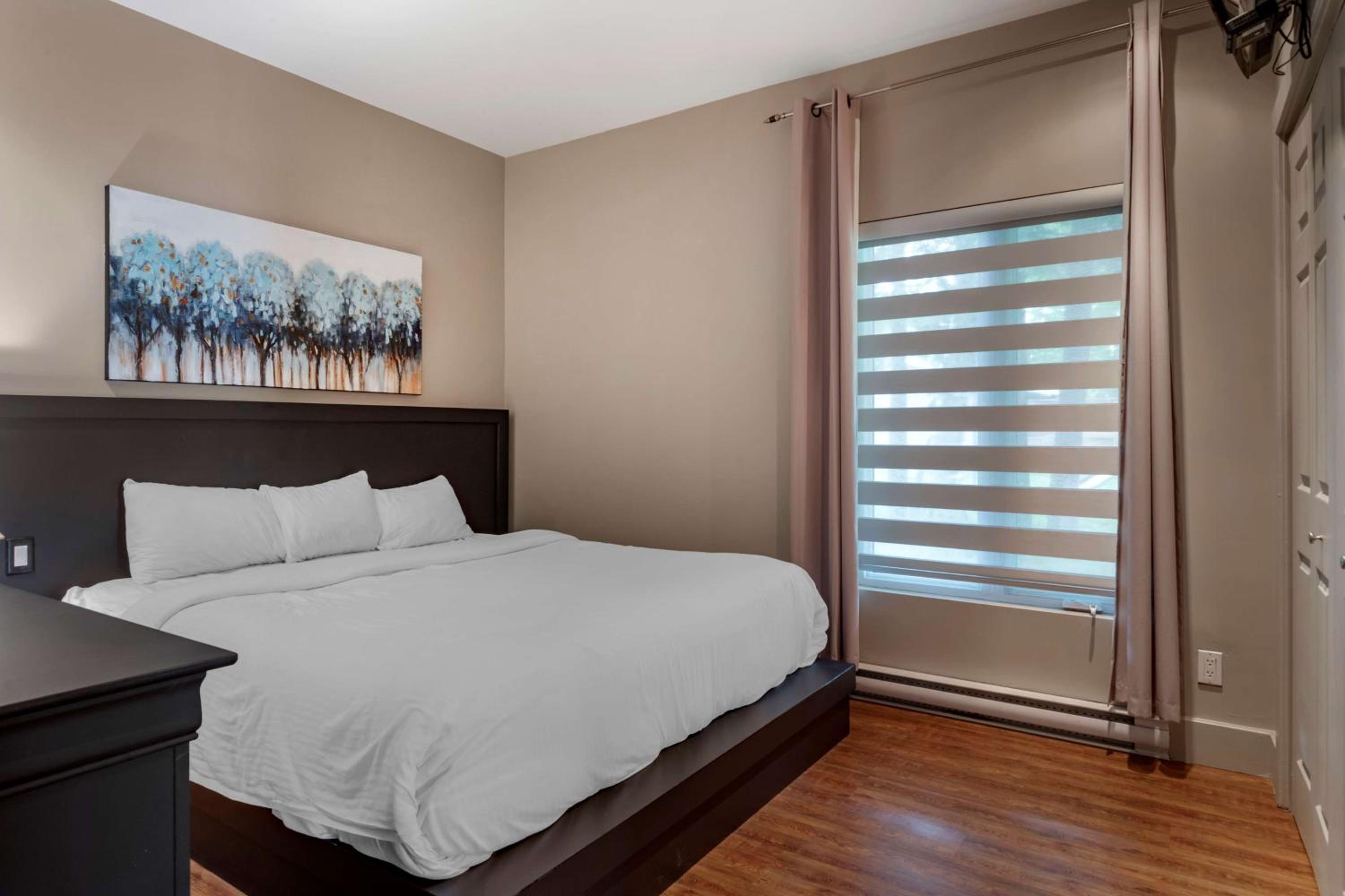 Dannys Suites, SureStay Collection by Best Western