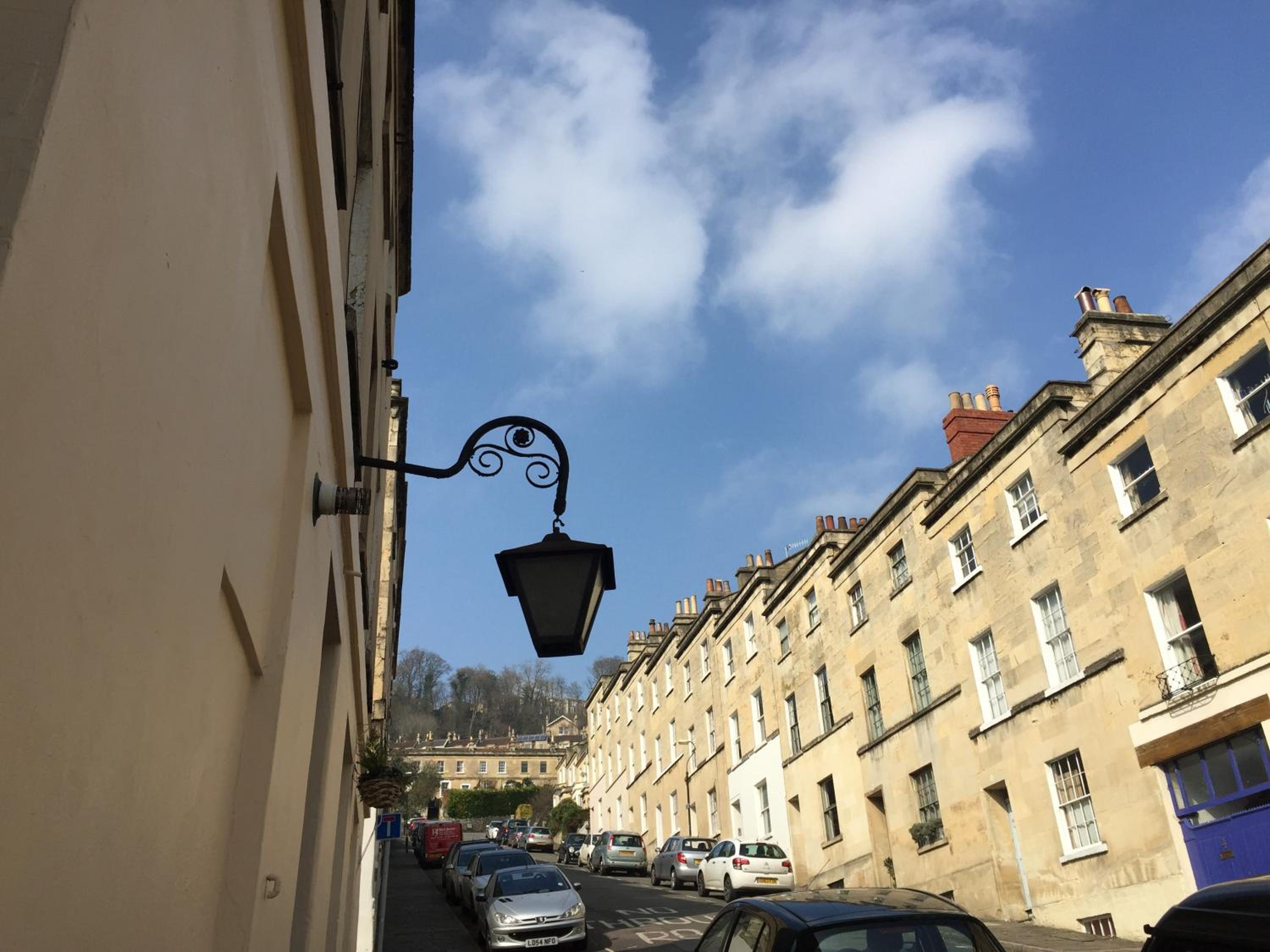 Quiet lower floor 2 bed city apartment with private patio garden view 2
