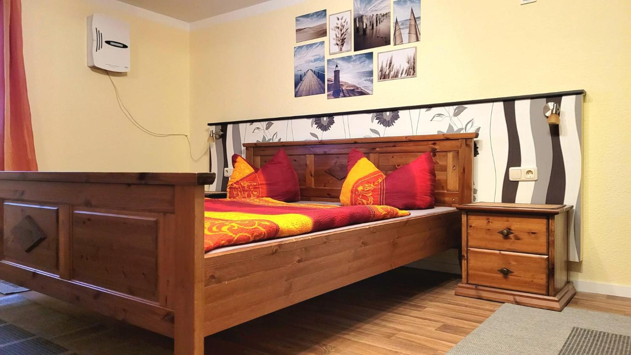 Ferienwohnung Kastanienblick mit Wlan view 2