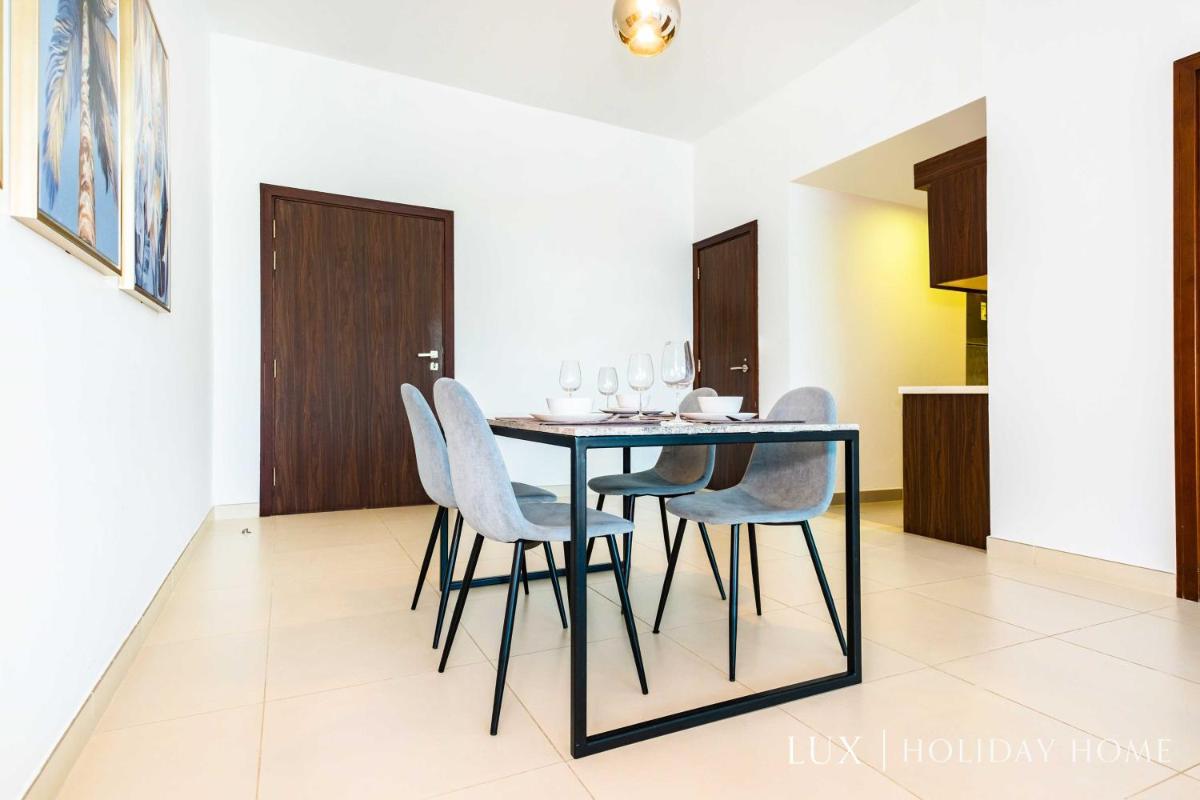 LUX - Opulent Island Suite 4