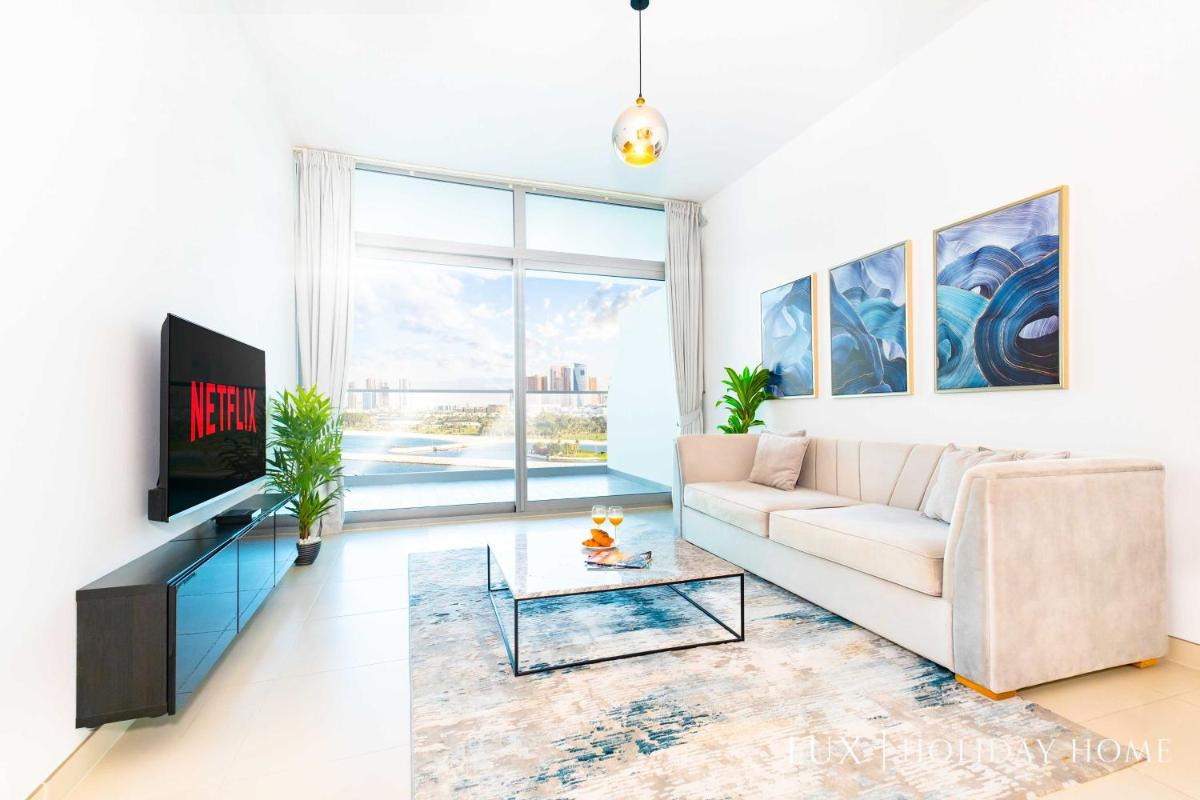 LUX - Opulent Island Suite 4