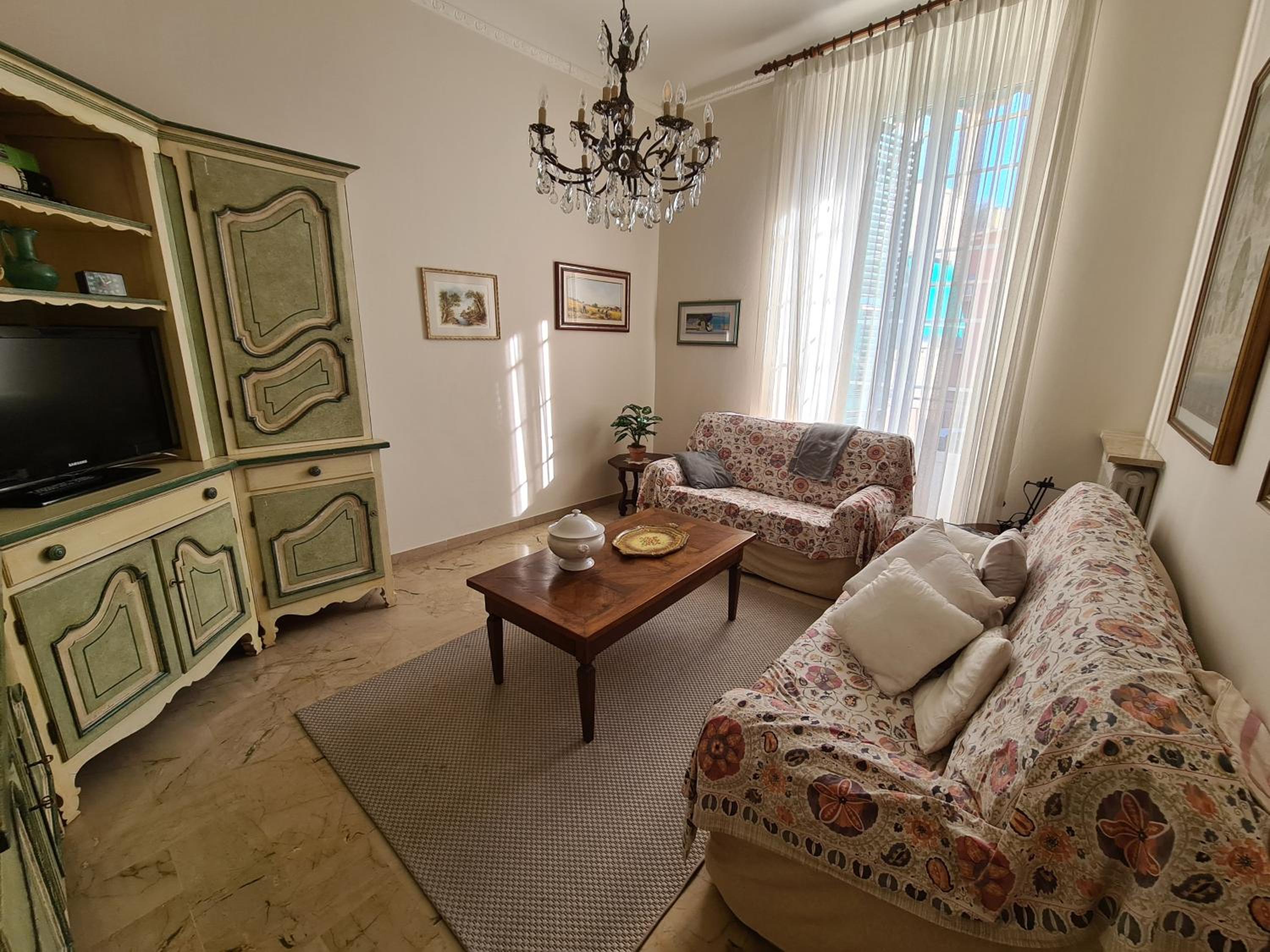 Santa Margherita in Caruggio by PortofinoVacanze